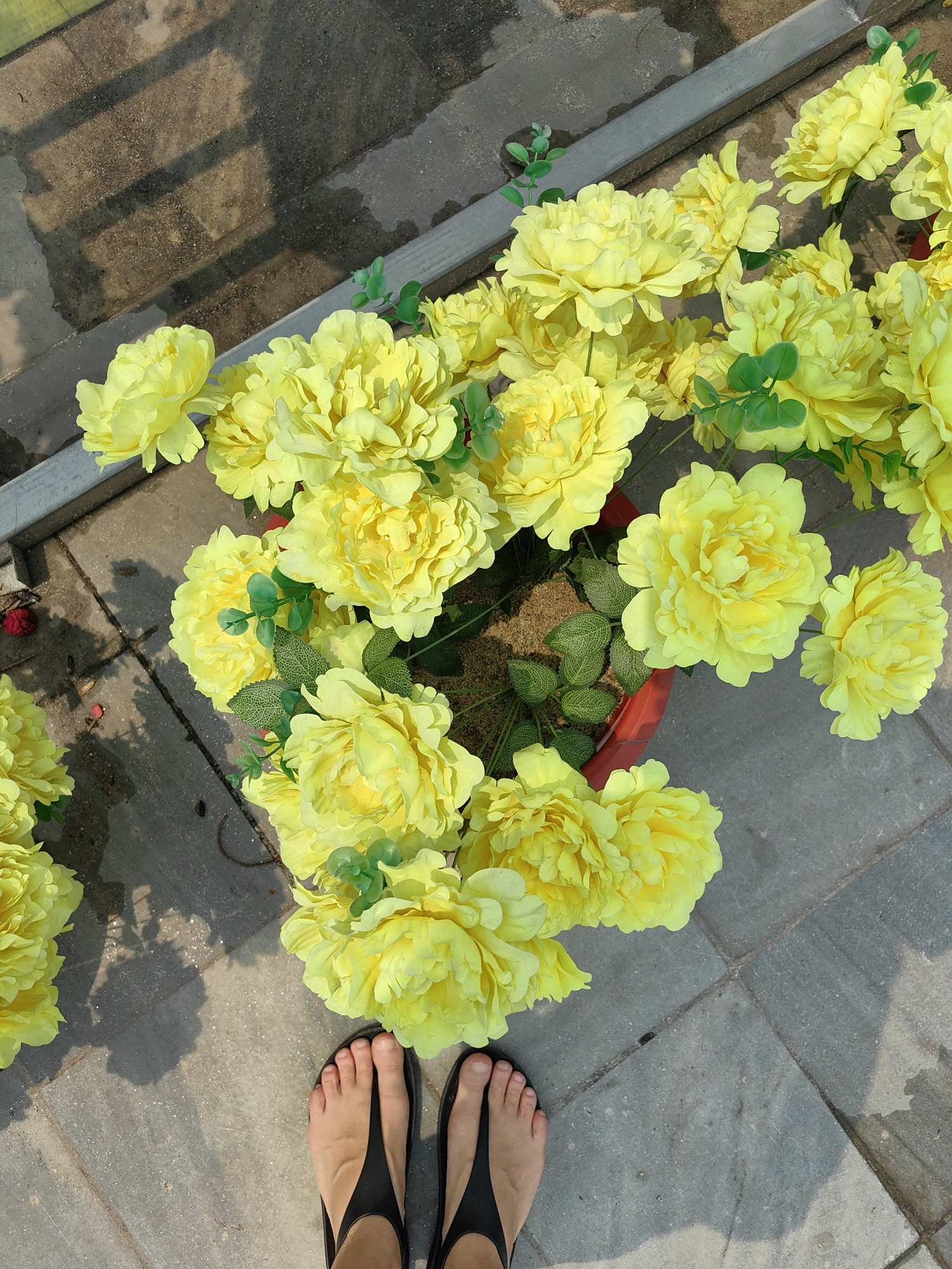 Early morning walking tour captures Ha Giang city landmarks