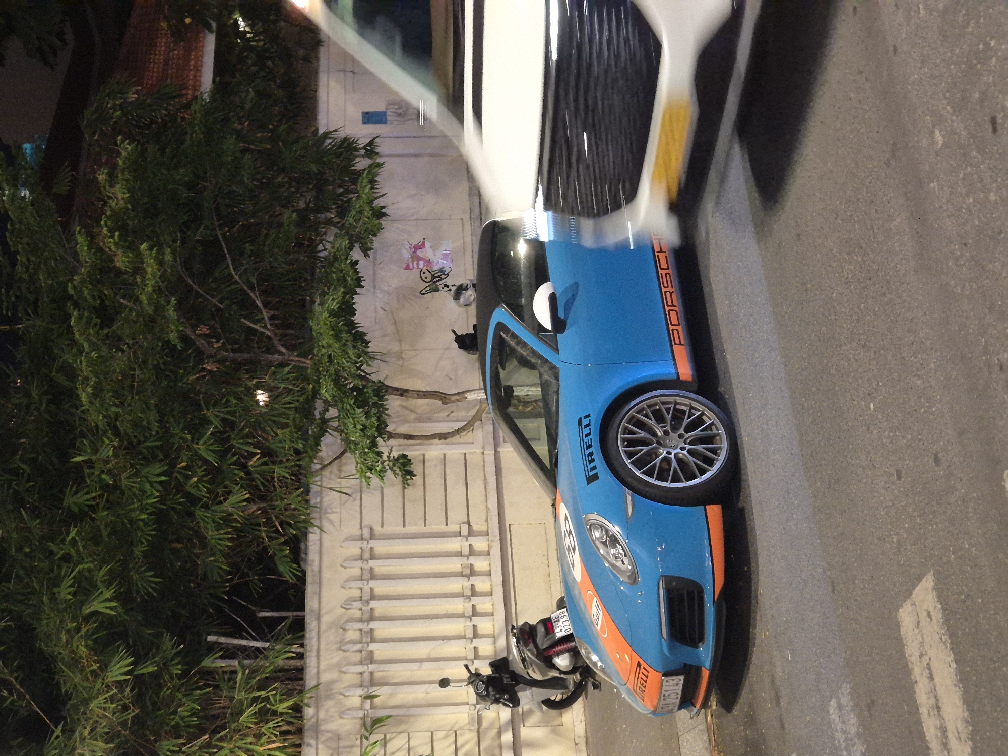 Race-liveried Porsche and a buzzing beachfront night in Đà Nẵng
