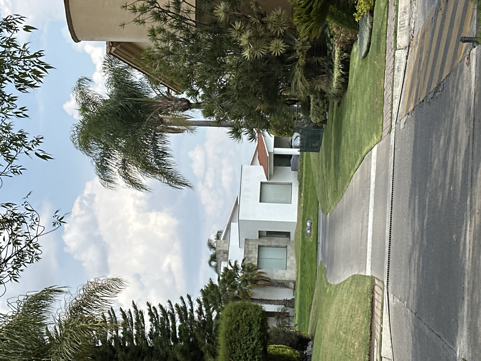 Man observed in vehicle on residential street in Mexico