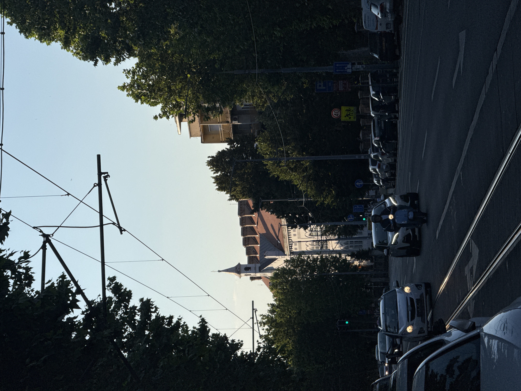 Evening street life documented across Belgrade neighborhoods June 8