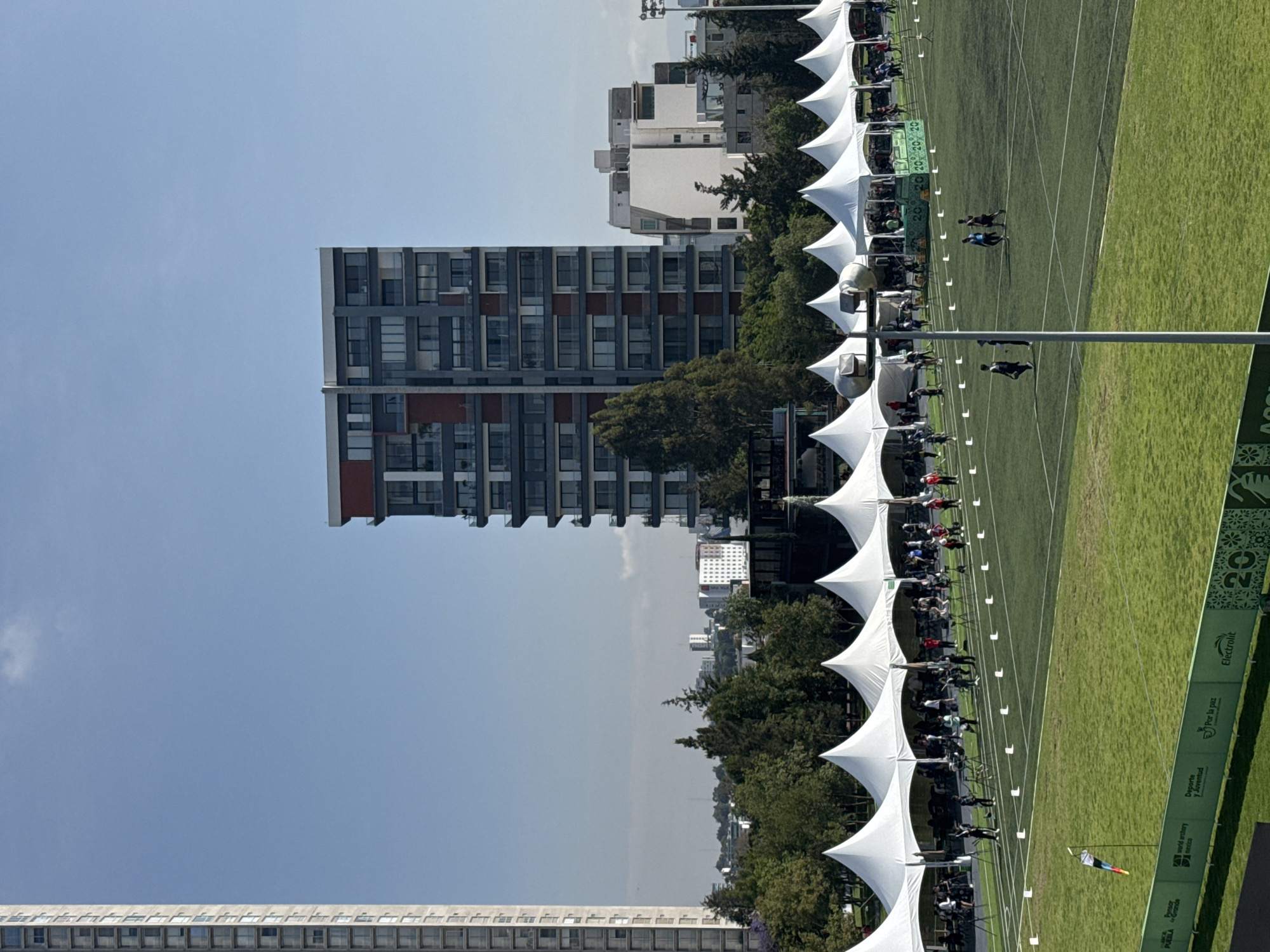 Casual park and stadium scenes captured in Puebla