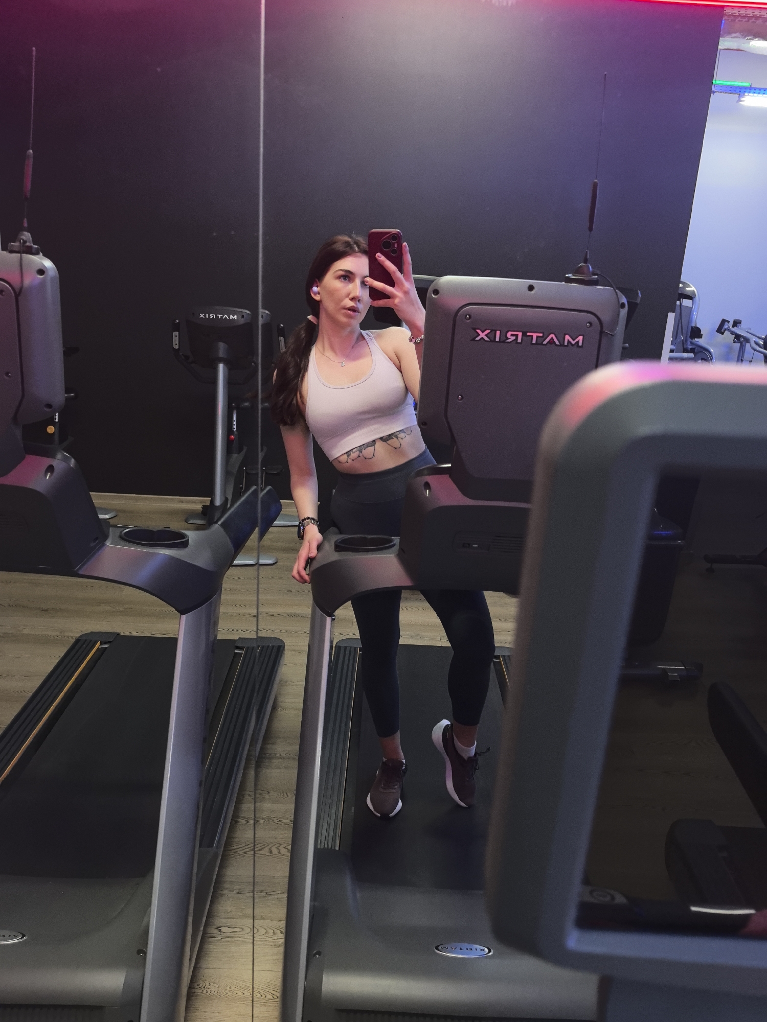 Woman takes gym selfie in Stara Zagora, Bulgaria