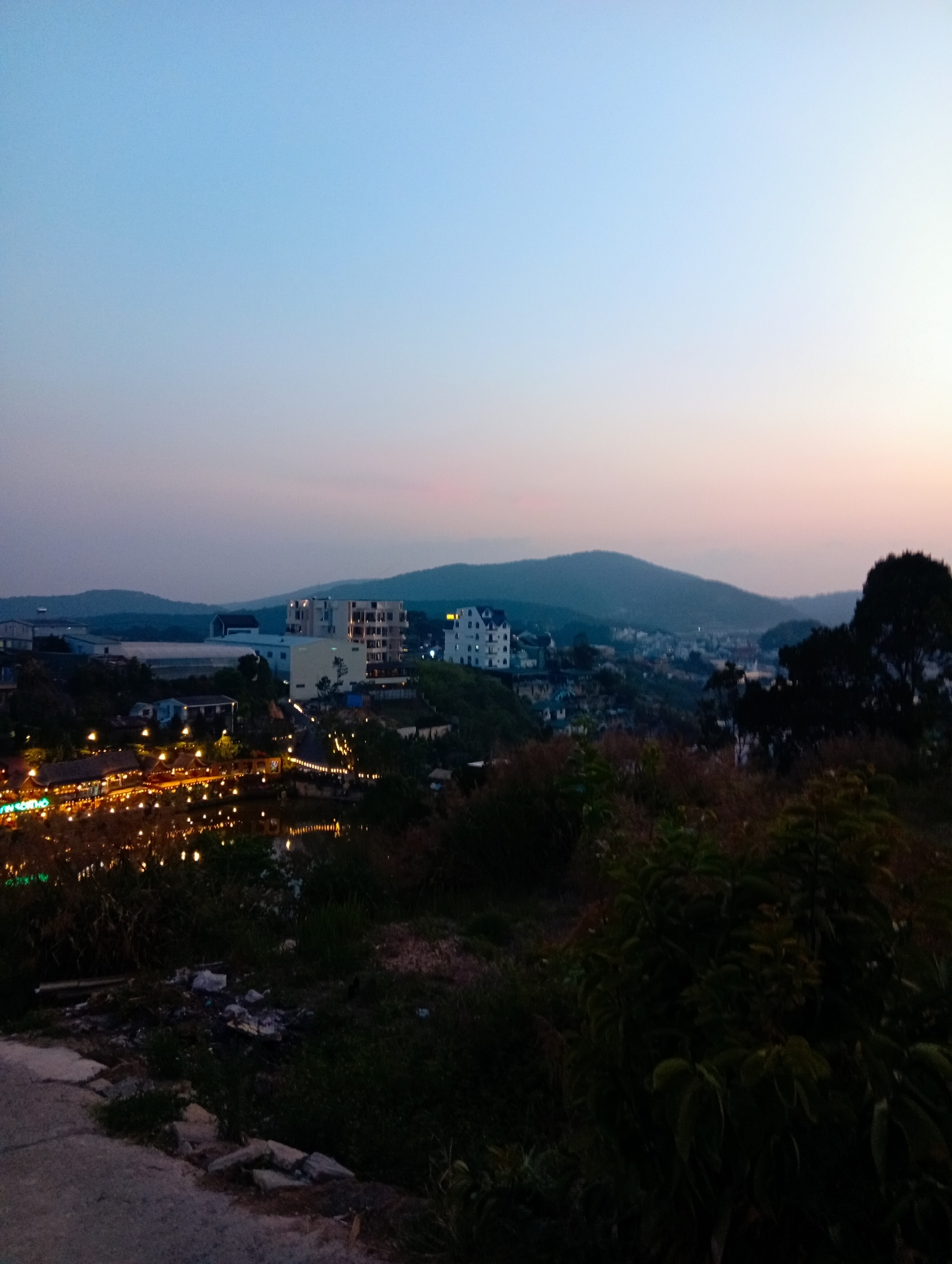Daily life captured in Da Lat, Vietnam