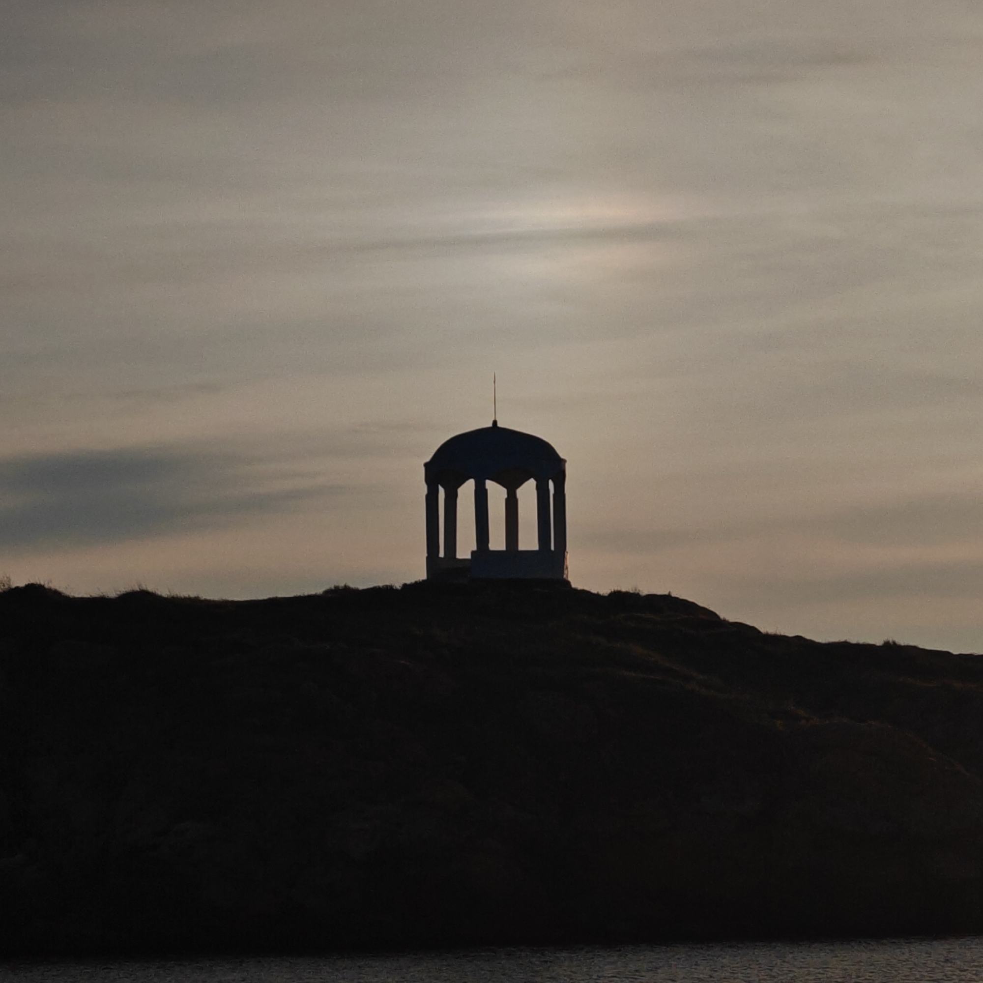 Sunset scenes documented across Ukrainian coastal settlements