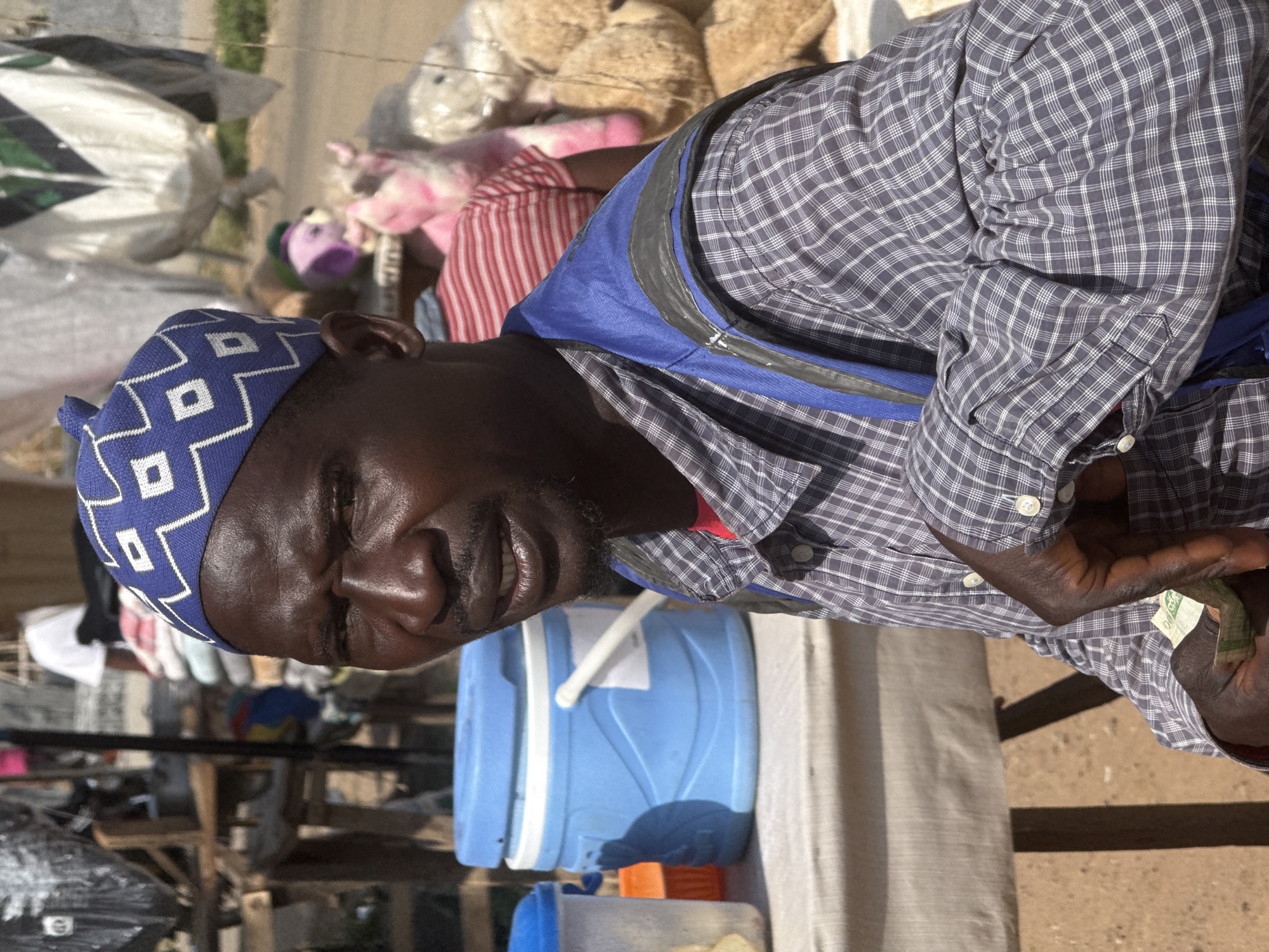 Morning portraits and market scenes captured across Abuja