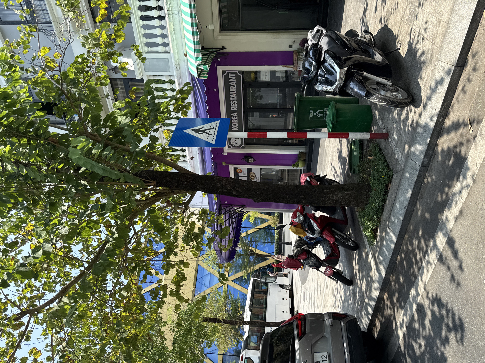 Bustling street scene captured in Phú Quốc, Vietnam