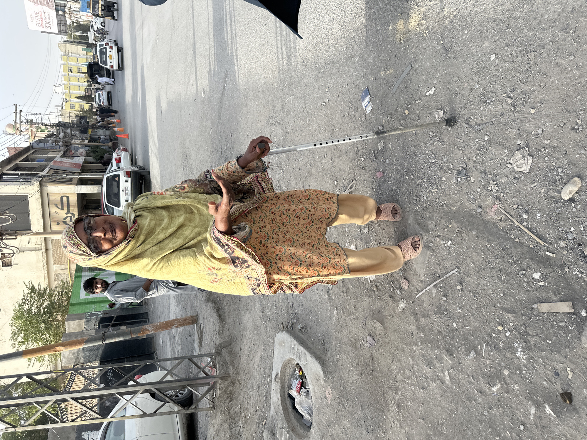 Street-level life in Quetta, washing machine delivery on foot