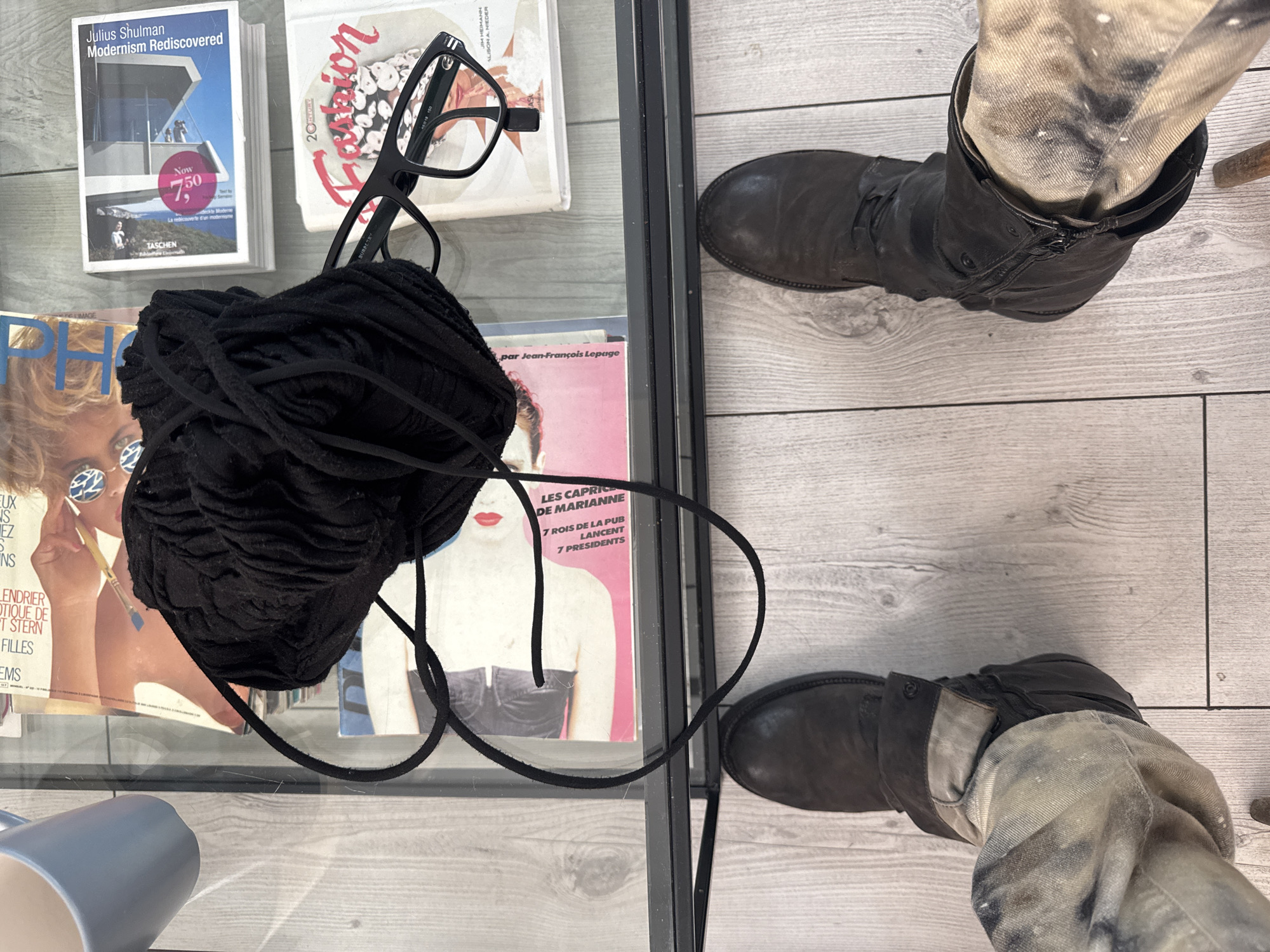 Cafe patron captured in fragmented memories across Paris