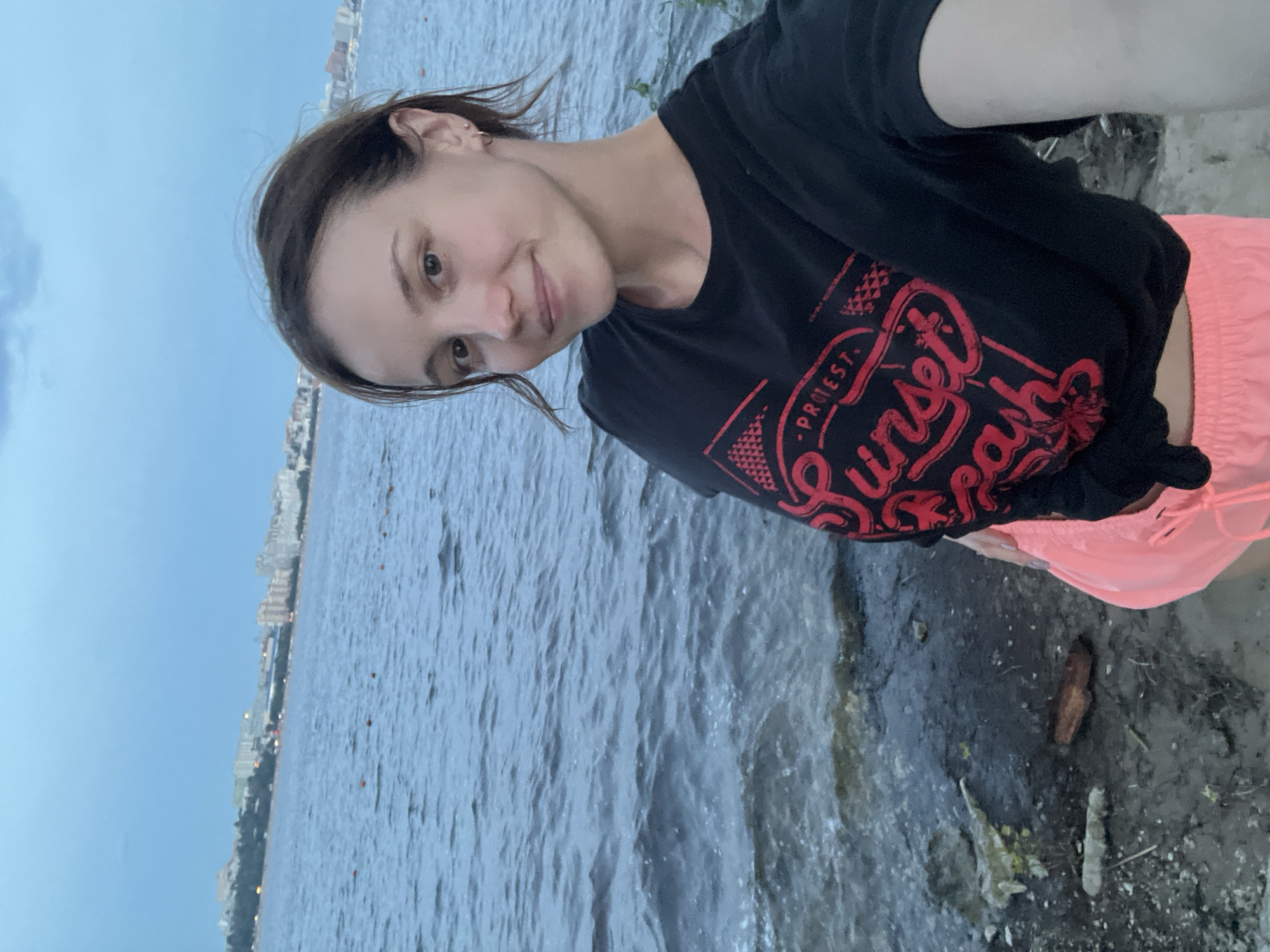 Campfire evening on the Volga shore, Novokuybyshevsk