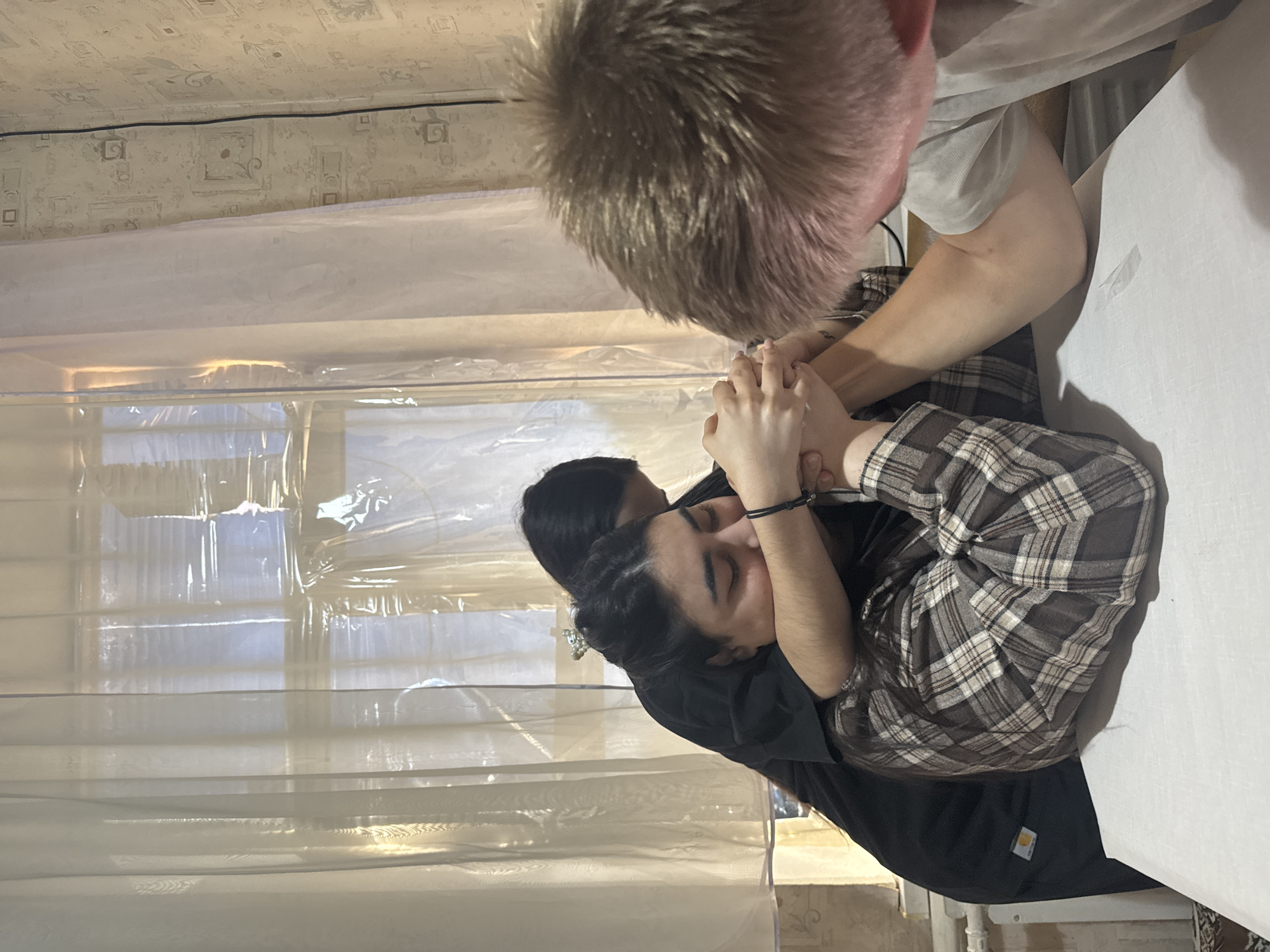Lazy summer afternoon in Yegorlykskaya: arm wrestling, roses, and a Lada