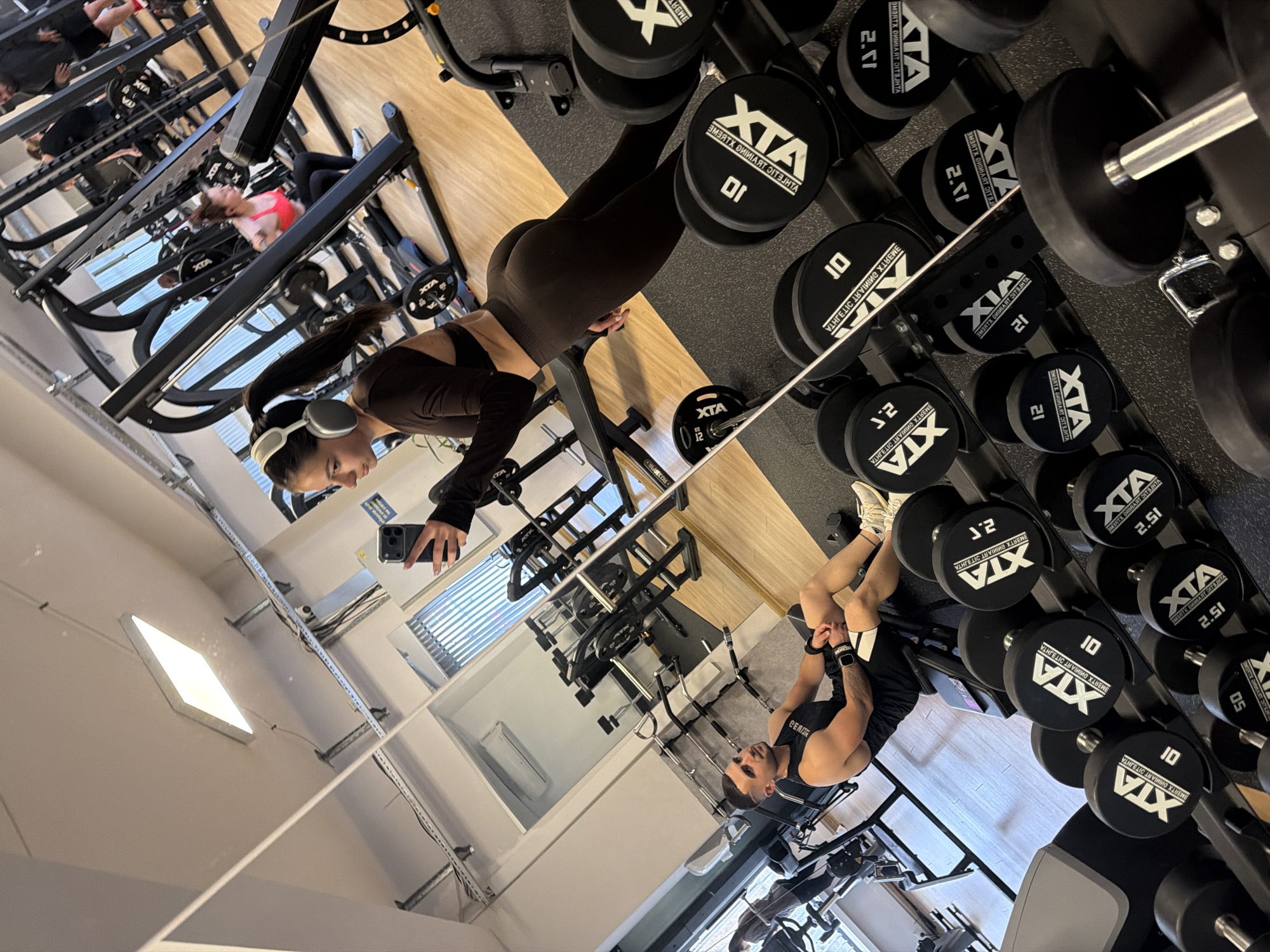 Gym selfie captures fellow fitness enthusiast in Gabrovo mirror