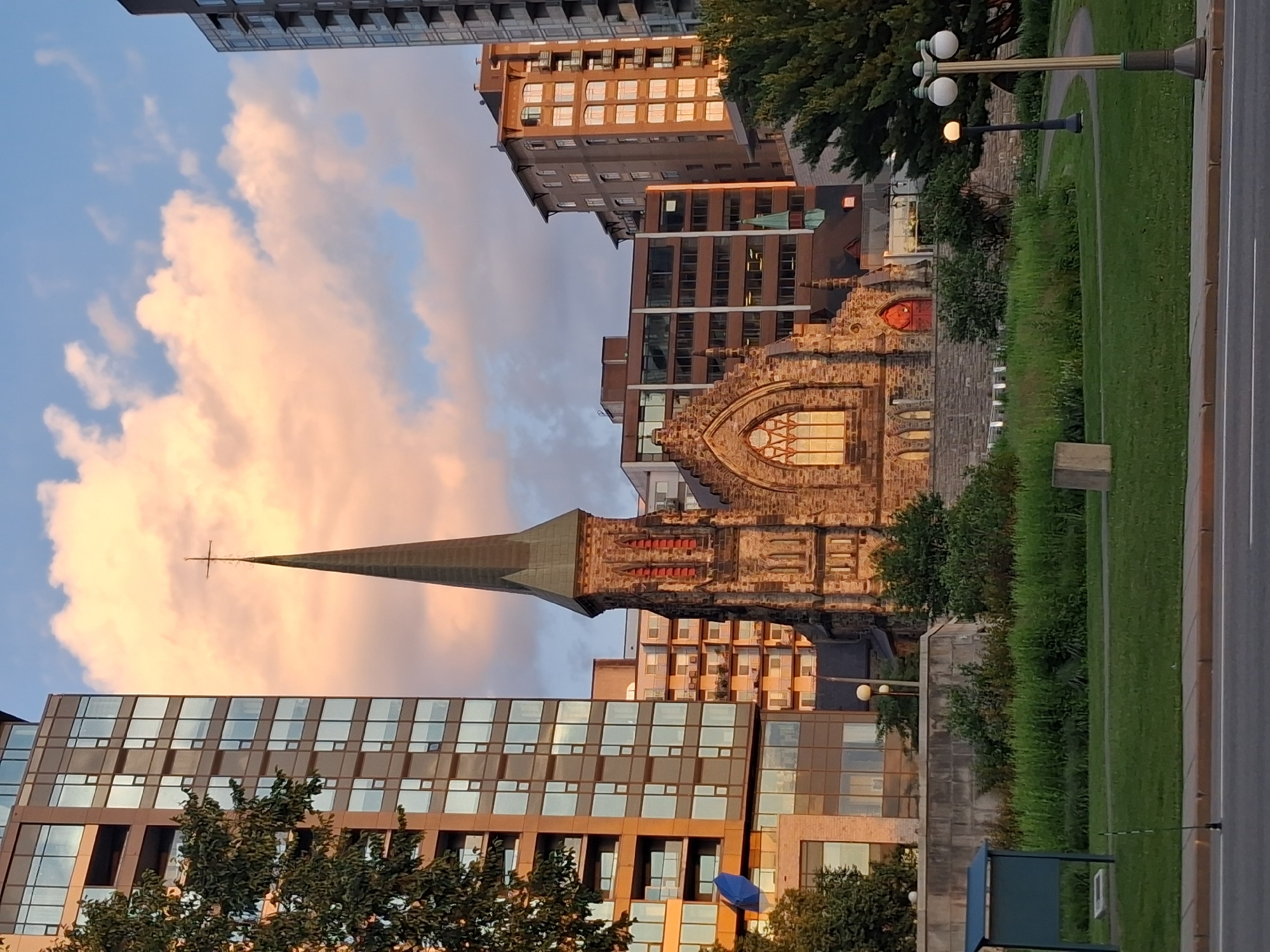 Evening stroll through an Ottawa park near Bank Street