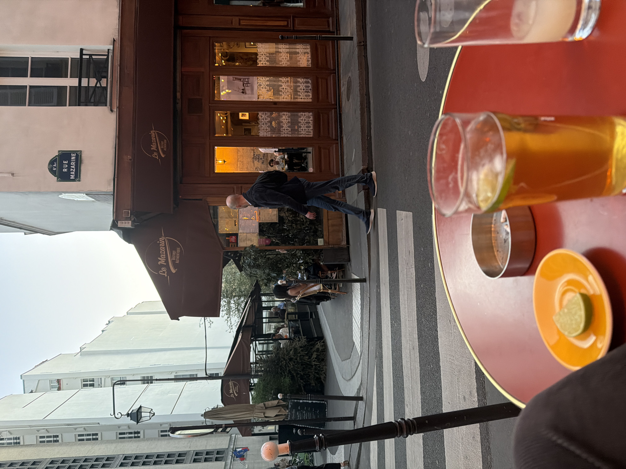 Beer consumption observed in Paris Wednesday evening