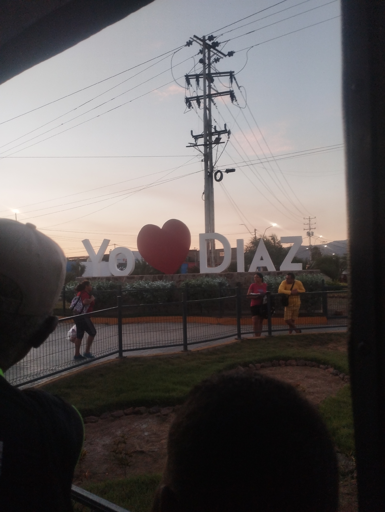 Unrelated scenes captured moments apart in El Dátil, Venezuela