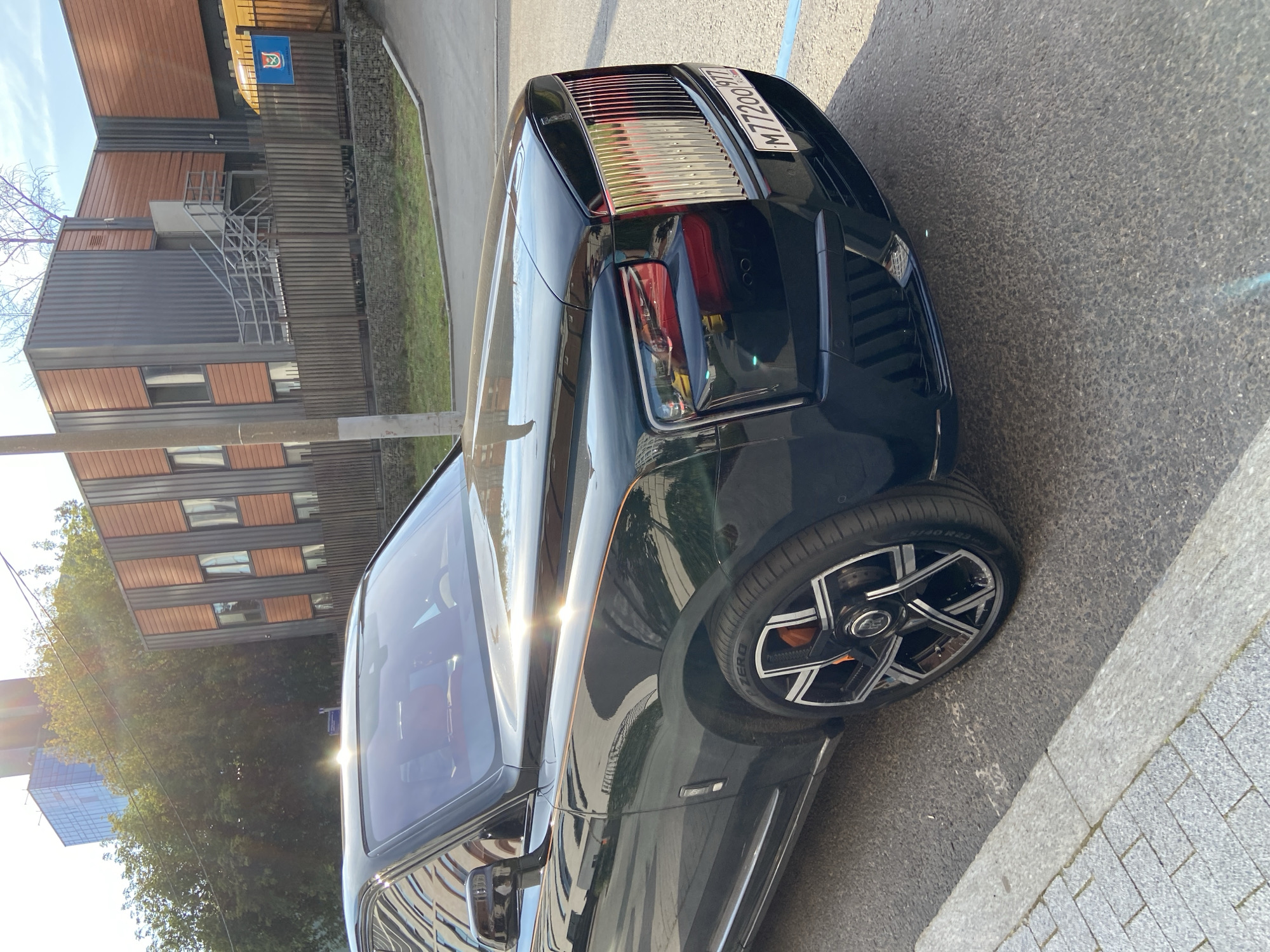 Three luxury cars spotted across Moscow streets in minutes
