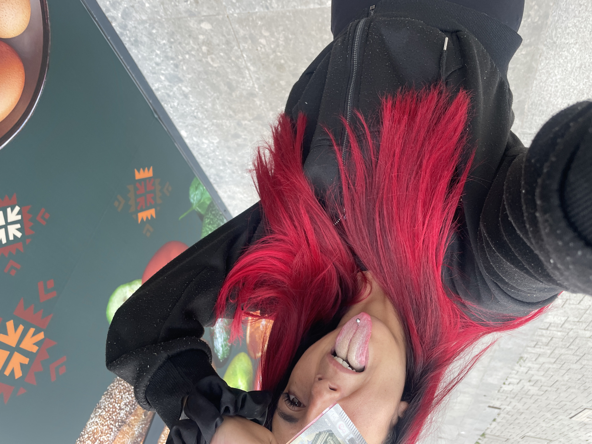 Quick selfie series in Sofia, Euro notes in hand.