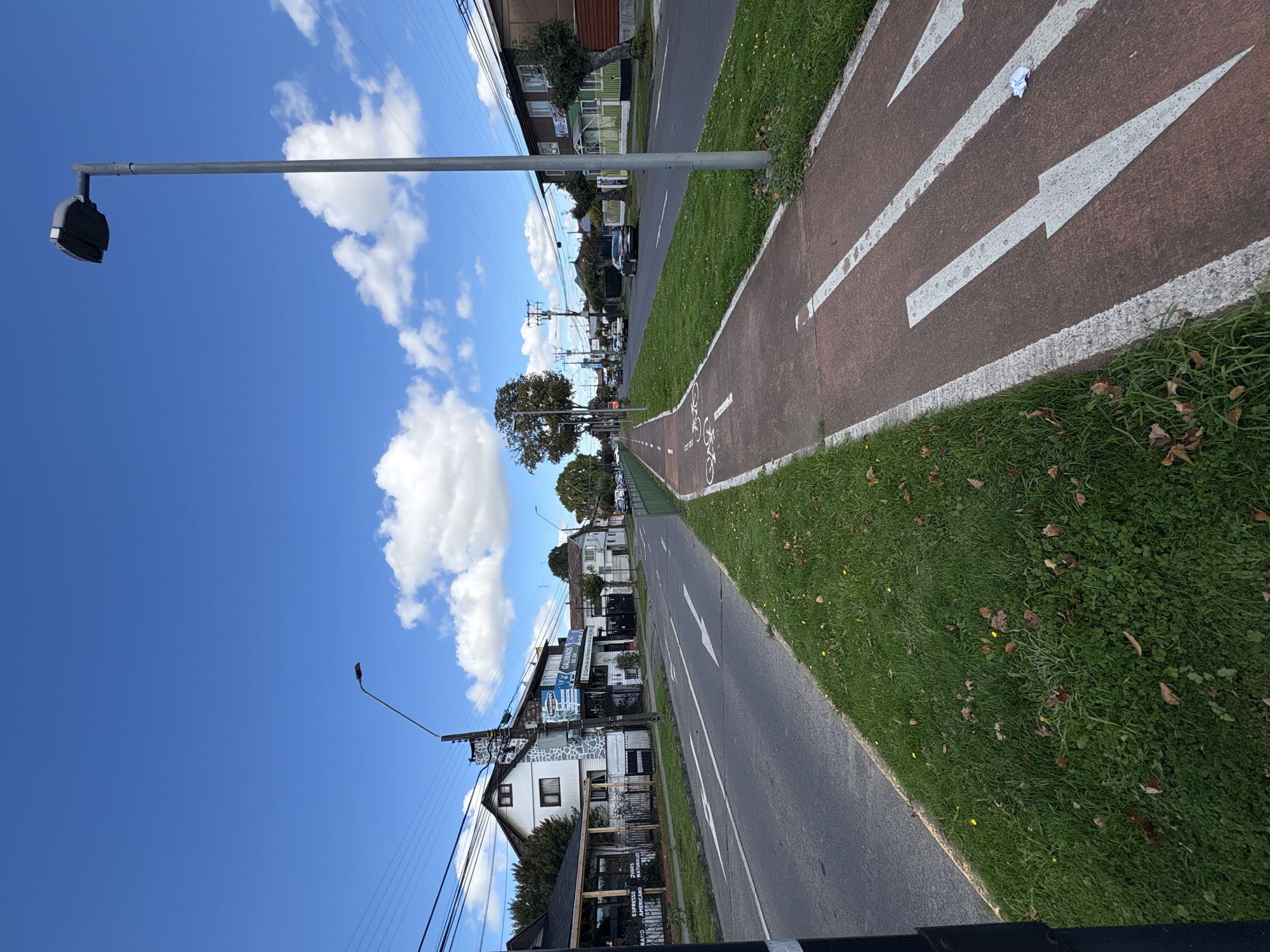 Red bicycle lane spotted on Osorno street