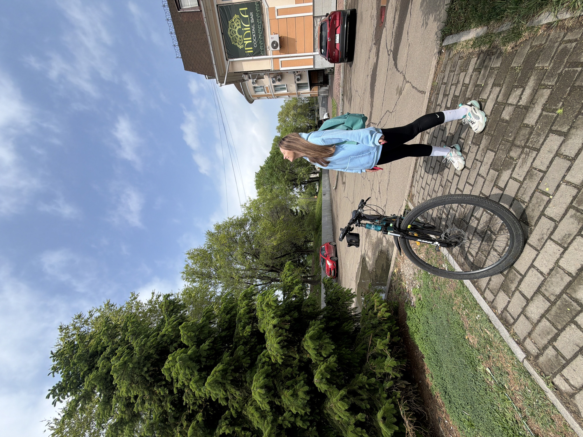 Tourist documents early morning visit to Birobidzhan landmarks