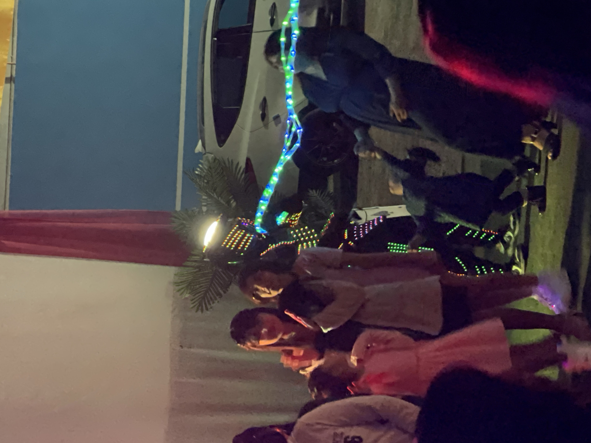 Late-night engagement party celebrated outdoors in Alto Hospicio, Chile
