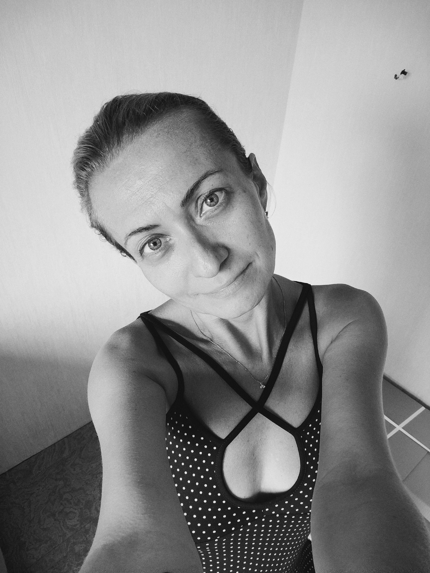Black and white self-portrait session in a Moscow interior