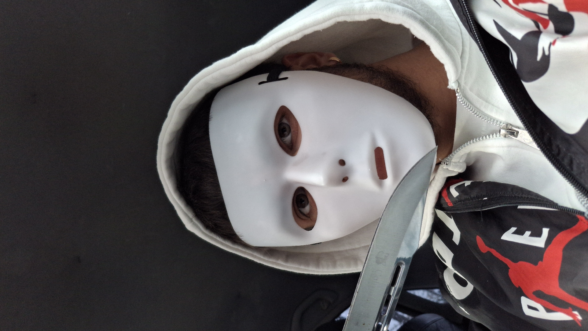 Masked individual with knife reported near Shumen, Bulgaria