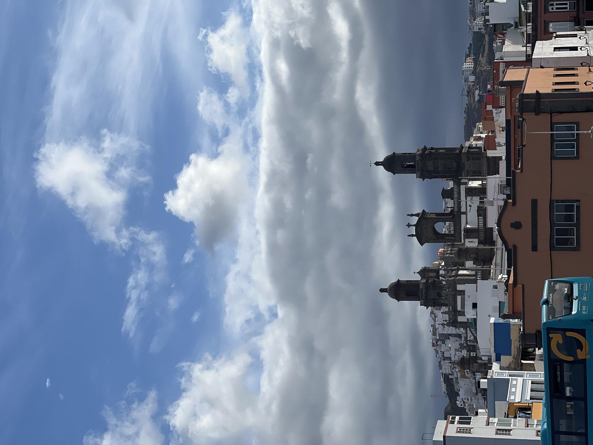 Partly cloudy skies observed over Las Palmas cityscape