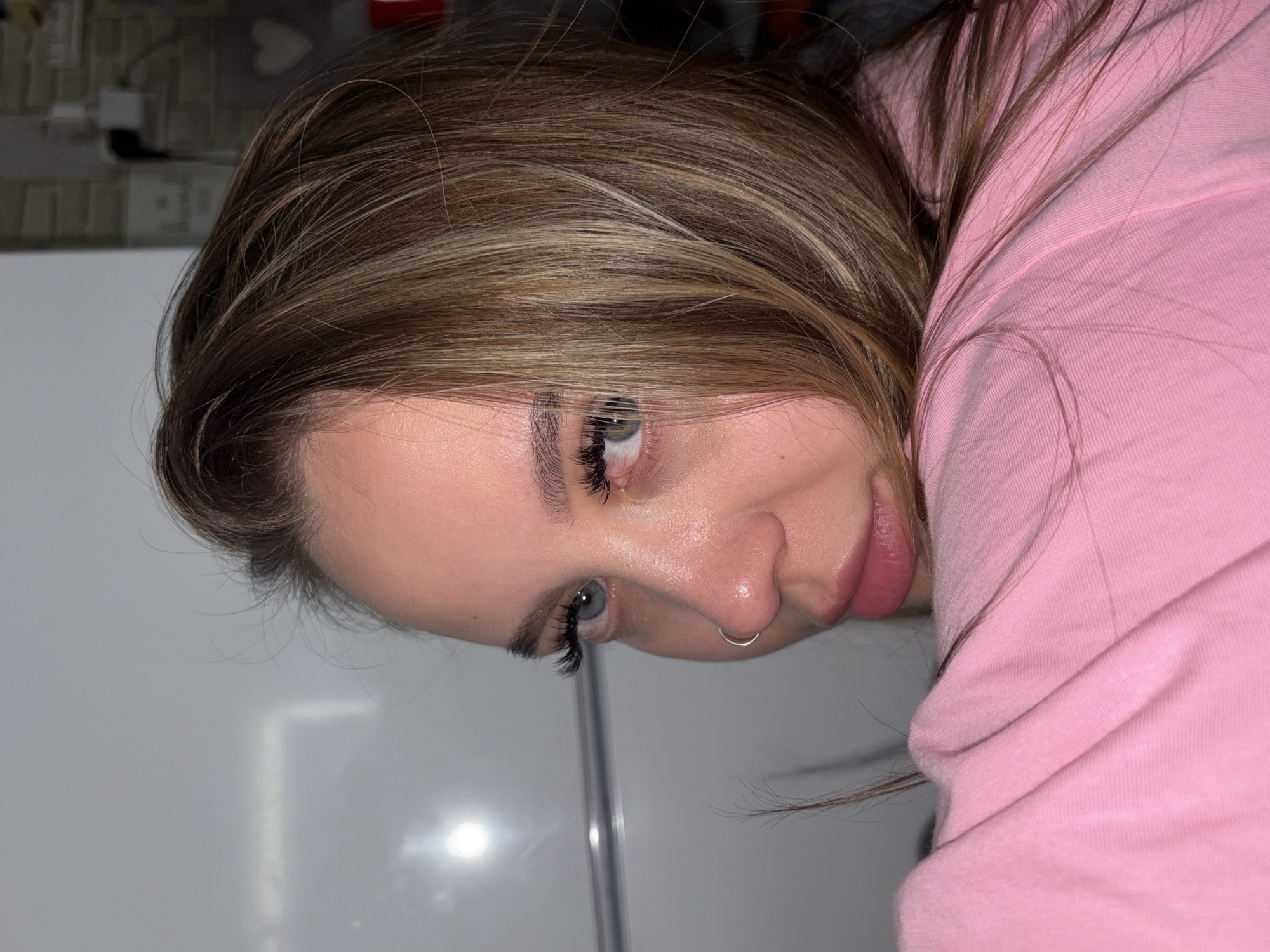 Woman Takes Multiple Selfies During Evening Photo Session in Russia