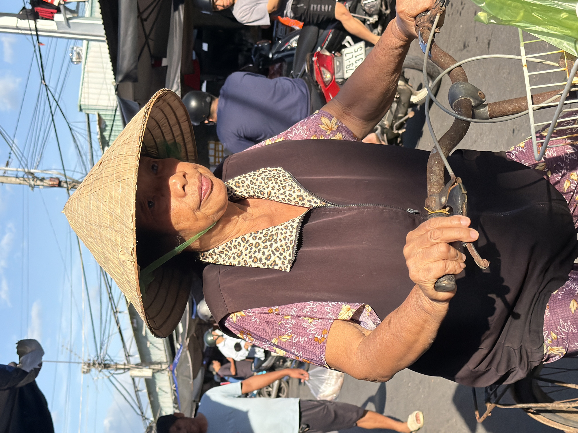 Morning market life in full swing, Nha Trang