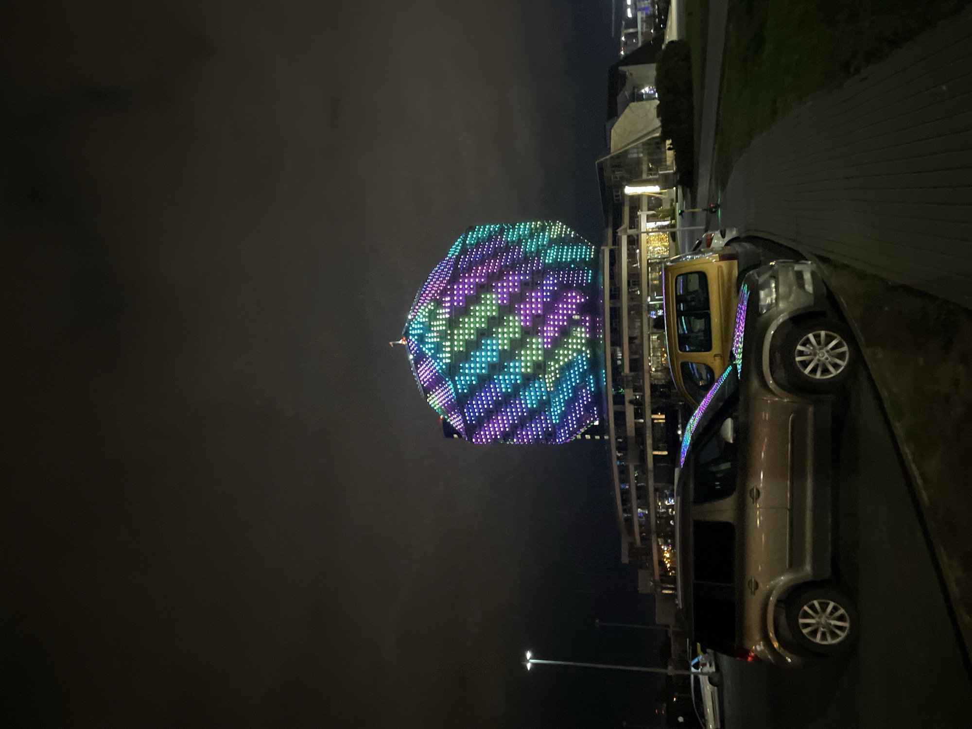 Elaborate light displays illuminate Minsk buildings on May Day evening