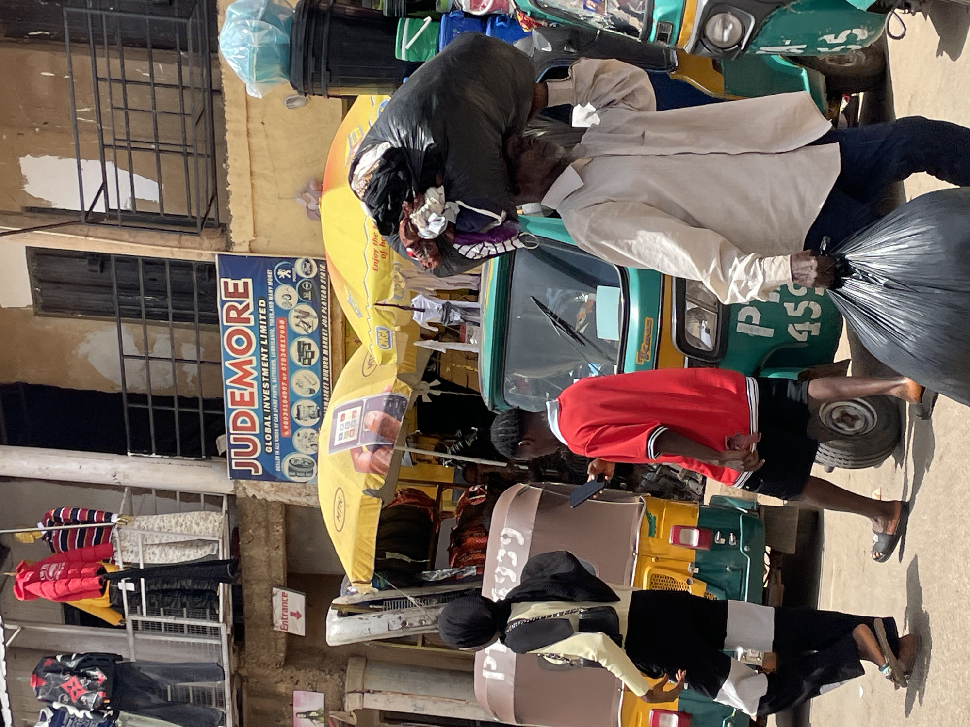 Daily street life documented in Bukuru, Nigeria market area