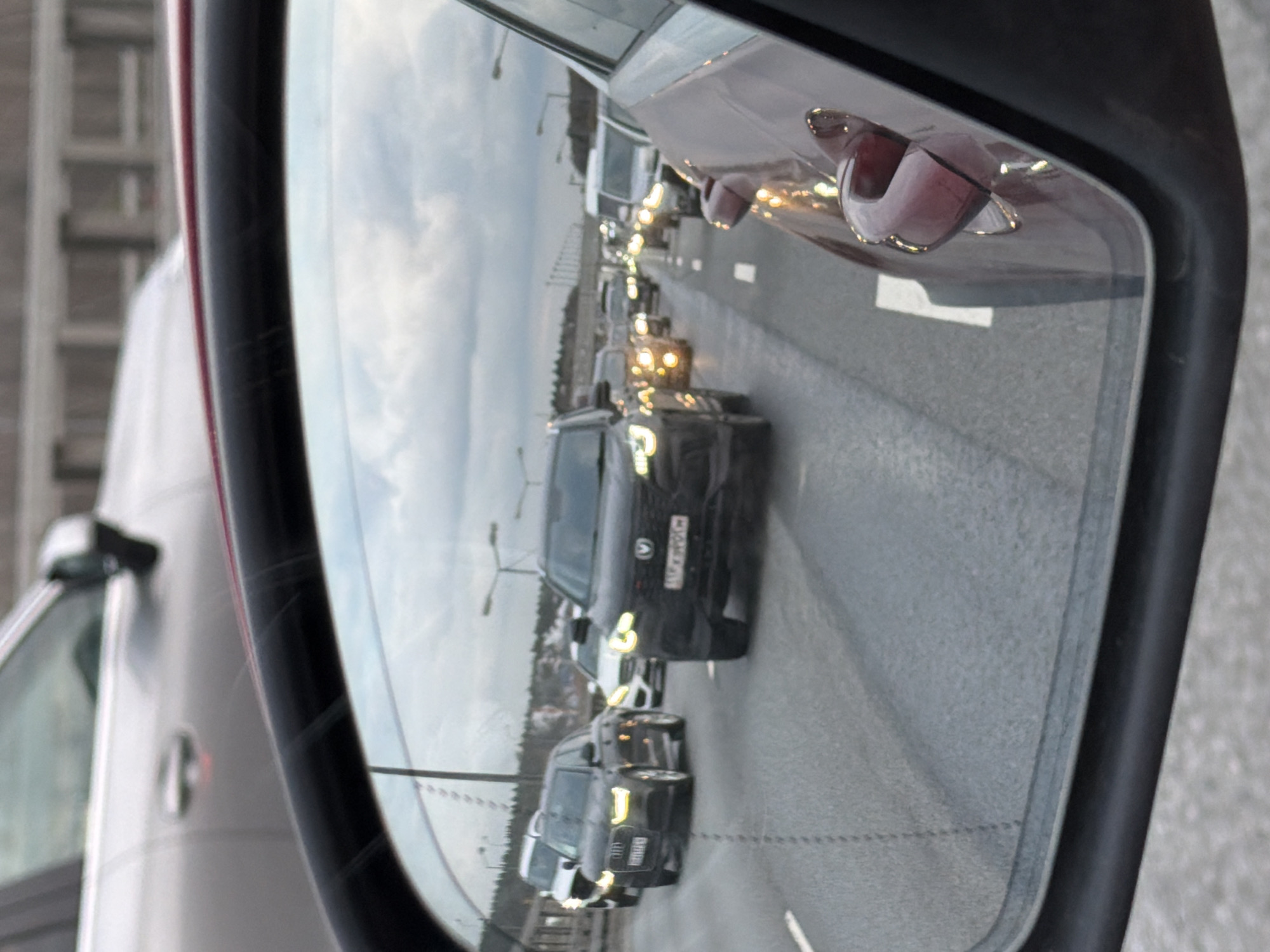 Traffic jam documented on Moscow multi-lane road Thursday afternoon