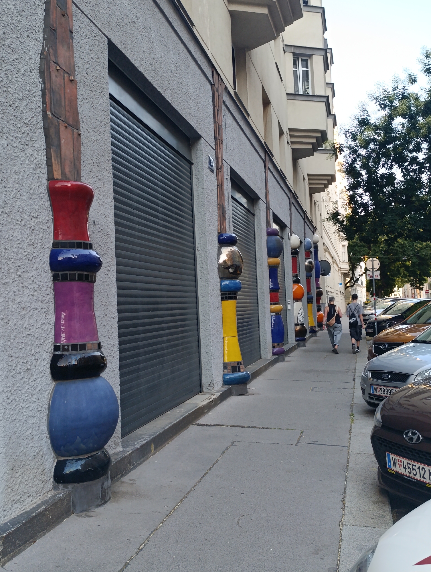 Hundertwasserhaus ceramic facades and surroundings, Vienna