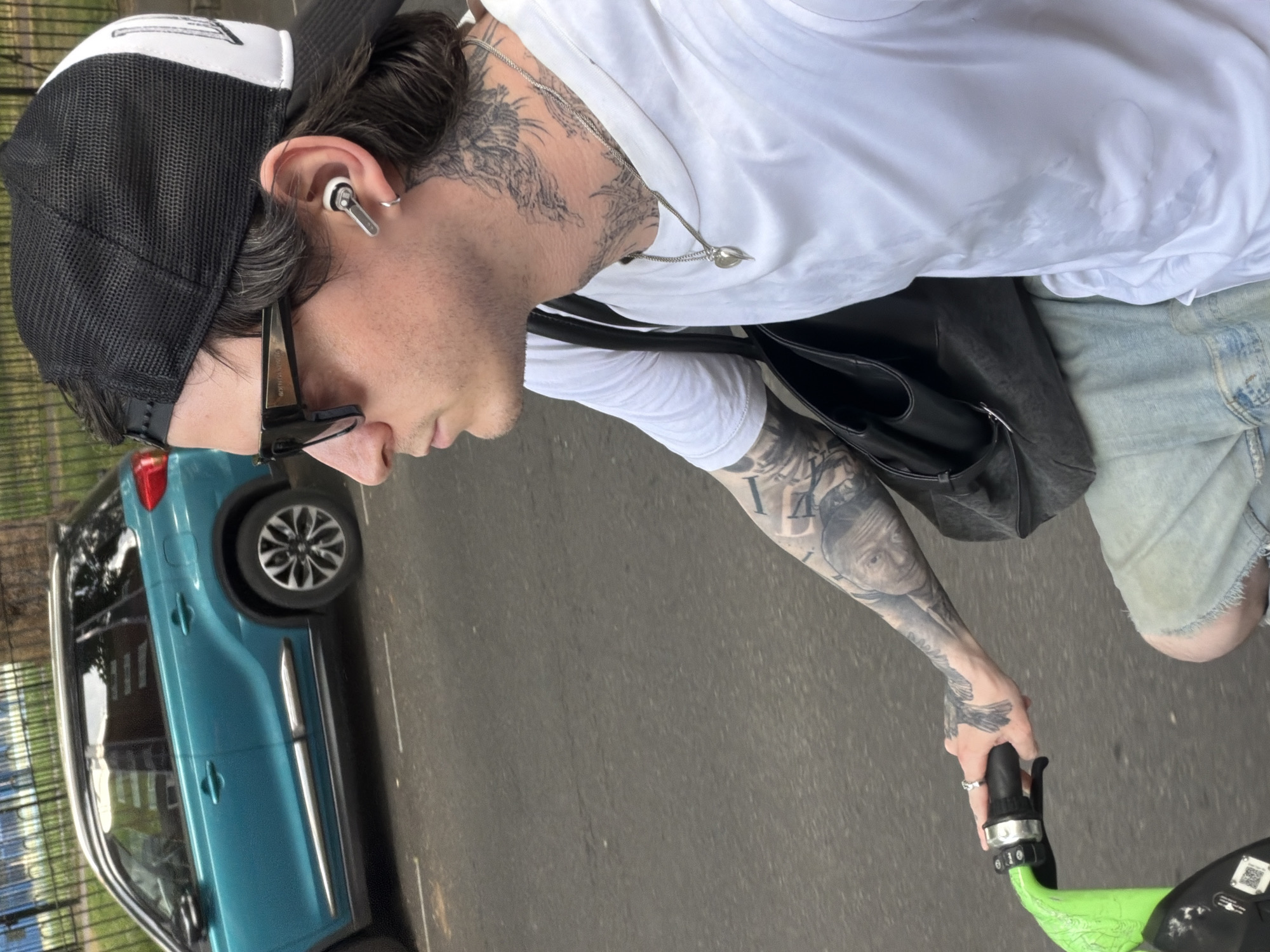 Cyclist with earpiece spotted riding through London streets