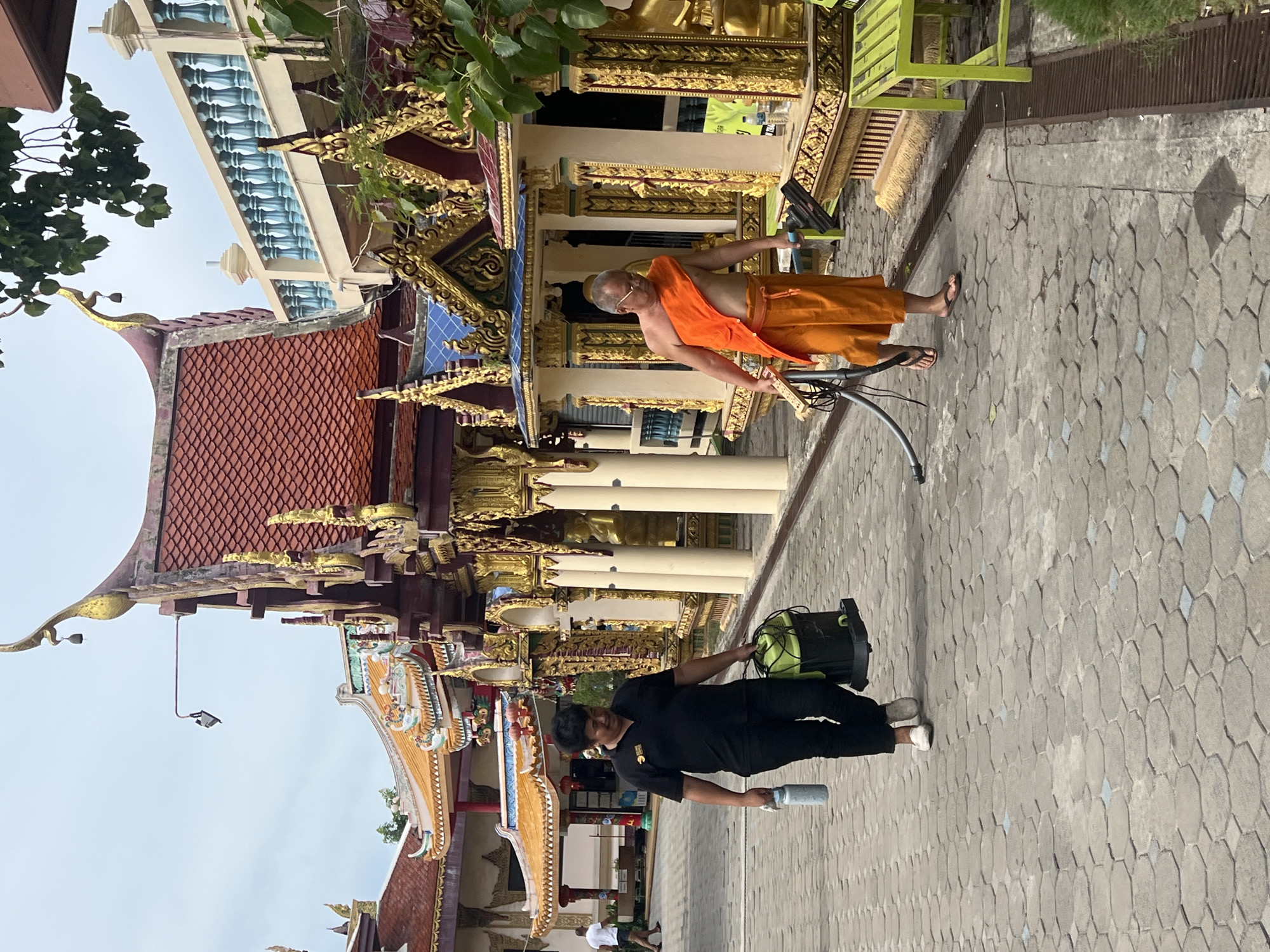 Temple sightseeing and cafe downtime on Koh Samui's northeast coast