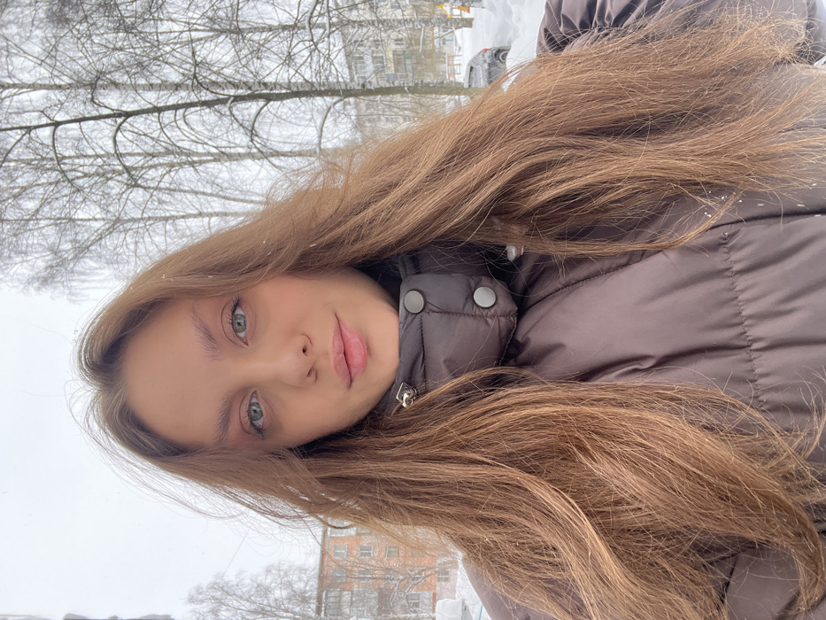 Morning portrait sessions captured across Chaikovsky retail locations