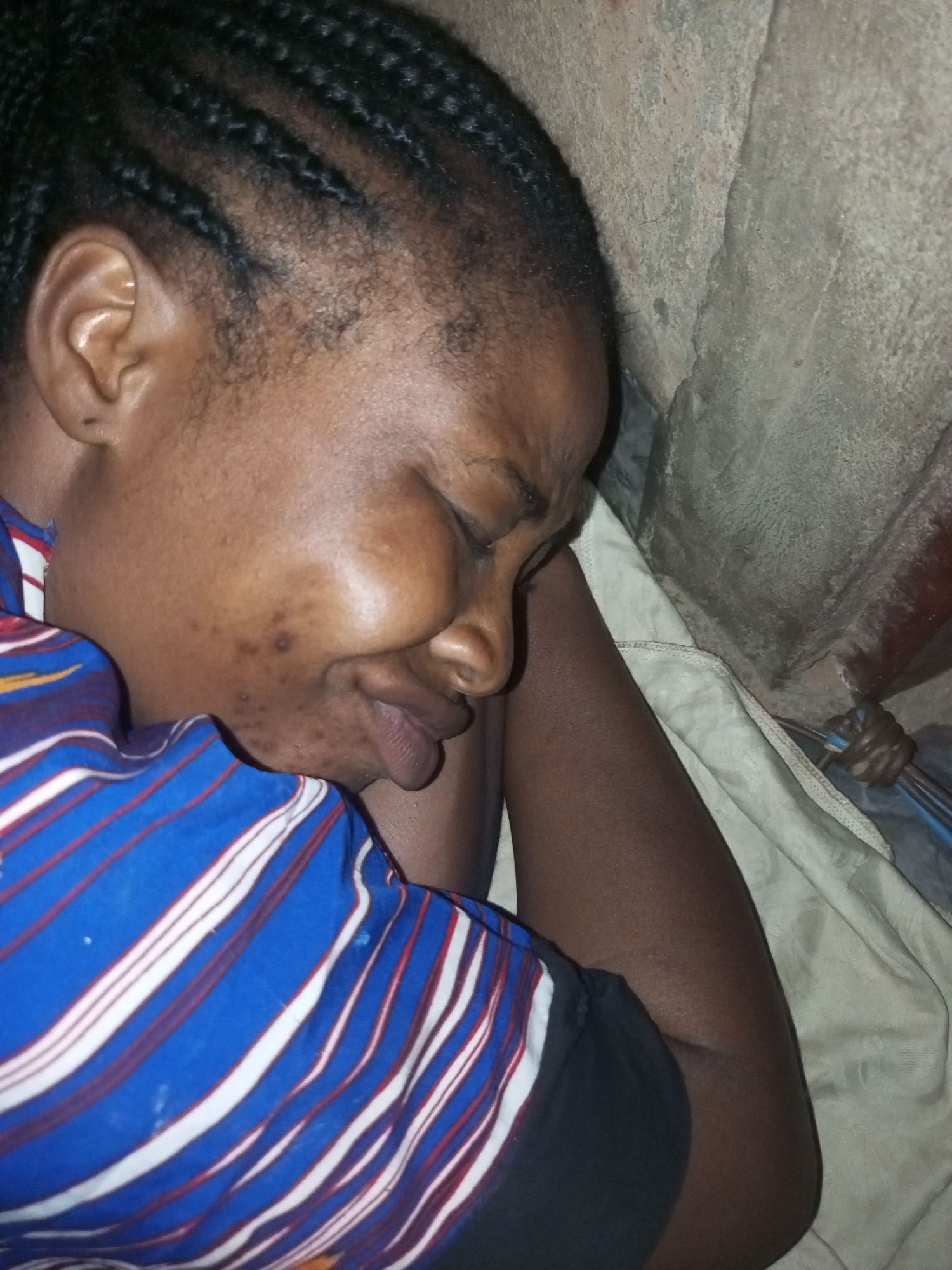 Family Rest: Intimate moments of sleep and quiet captured