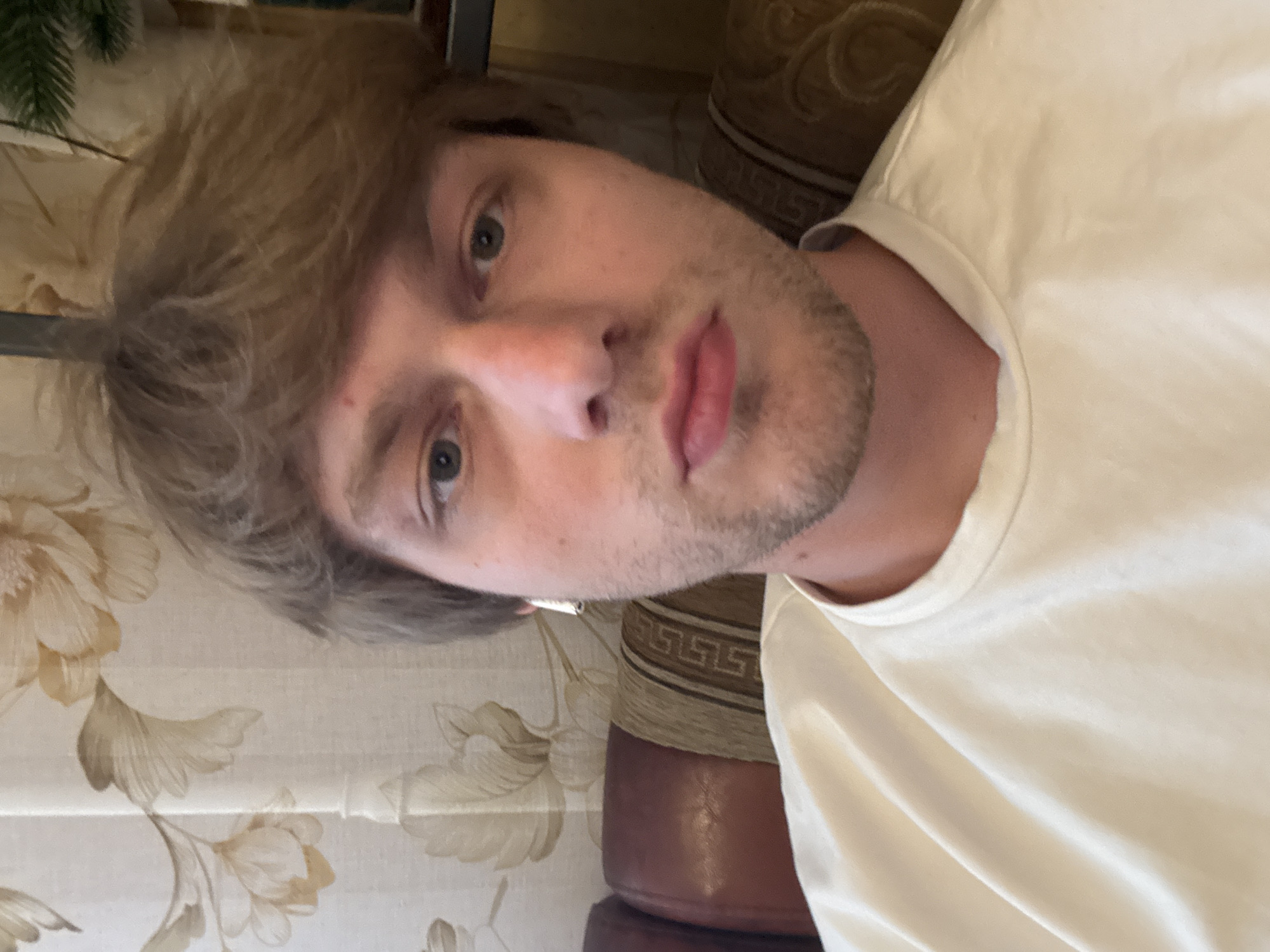 Afternoon at a Khimki cafe, with food, calls, and a cinema detour