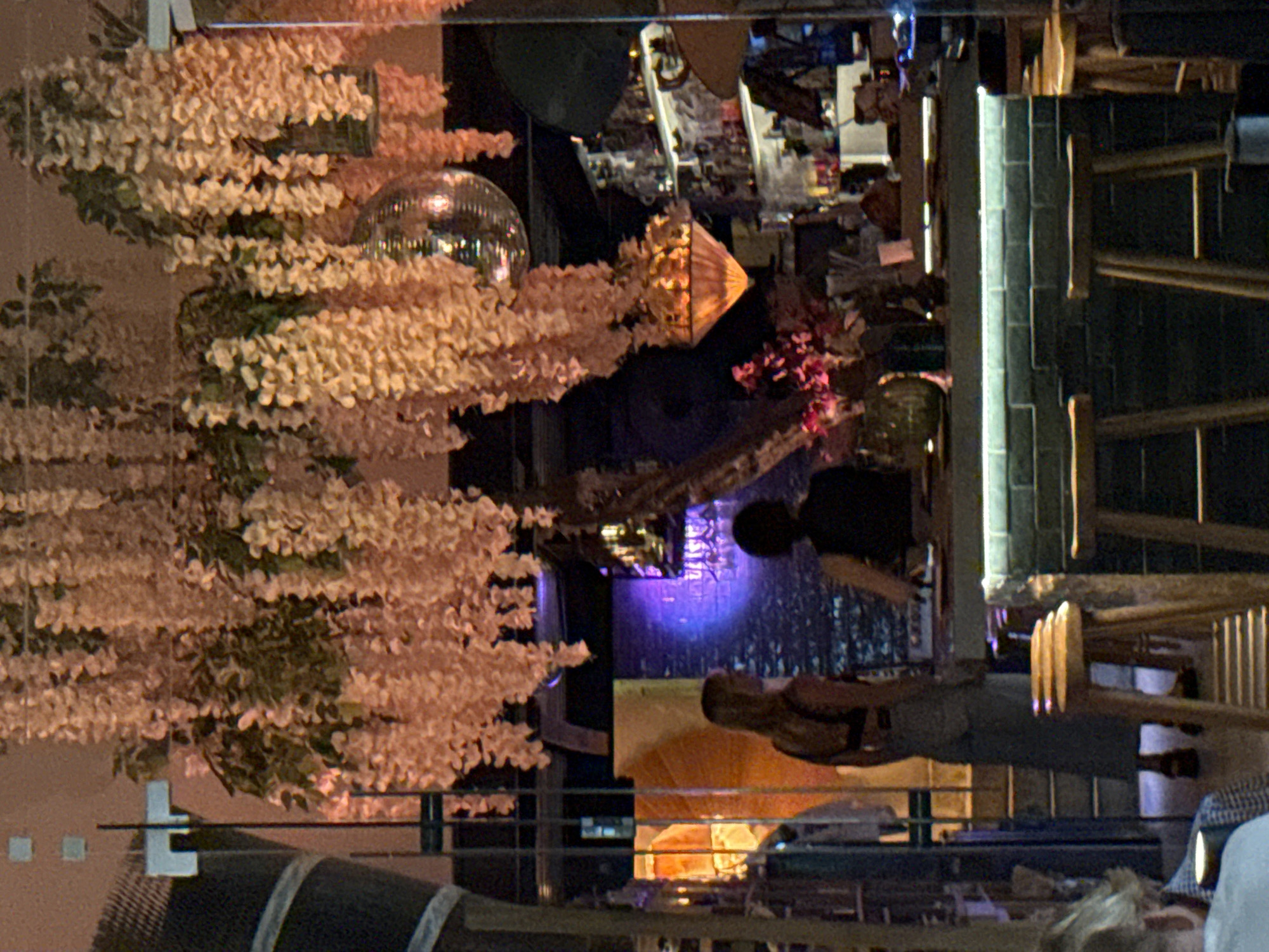 Limassol nightlife: floral-decorated interiors and outdoor dining