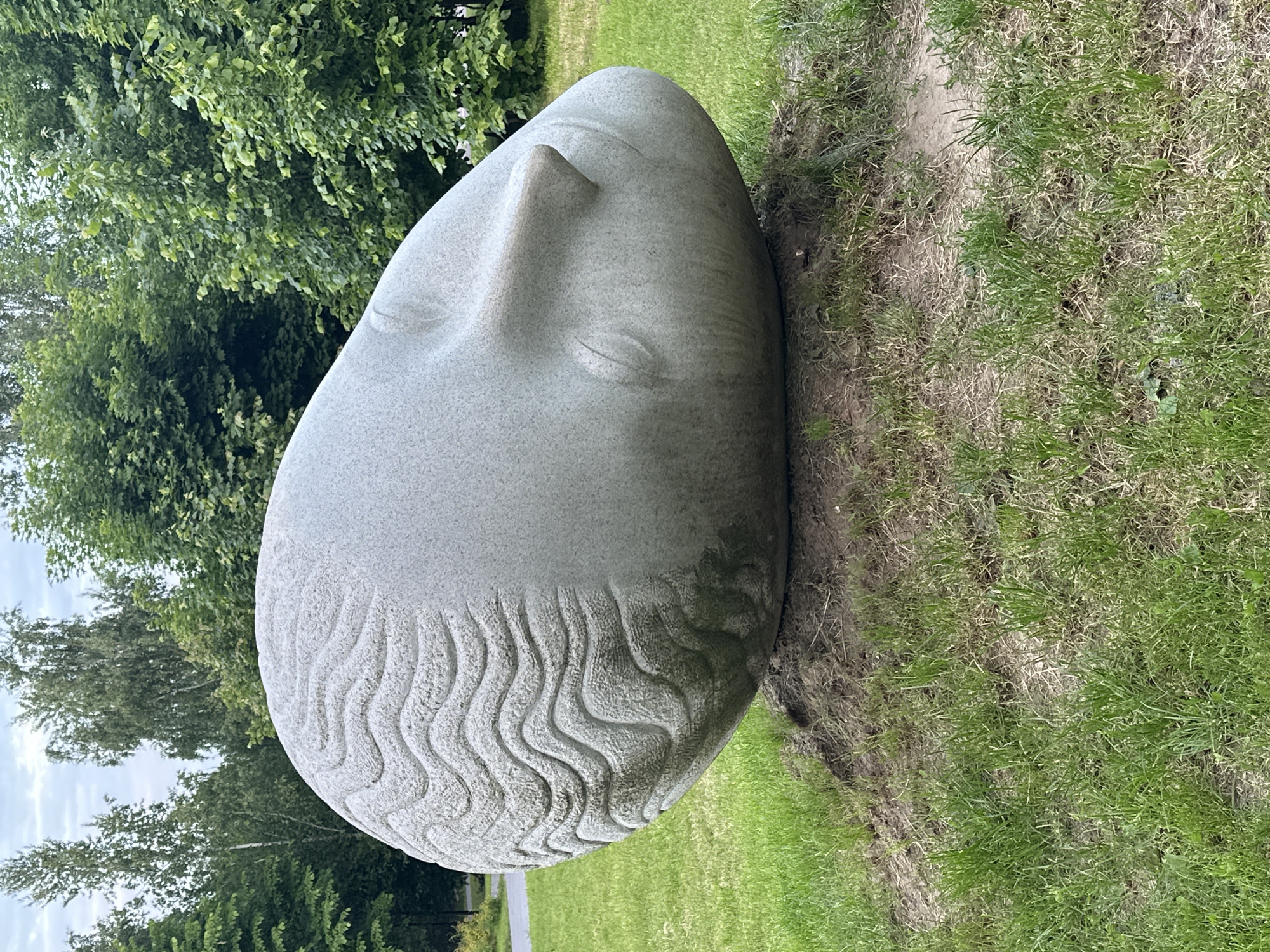Witness documents stone sculptures, ducks in Minsk park