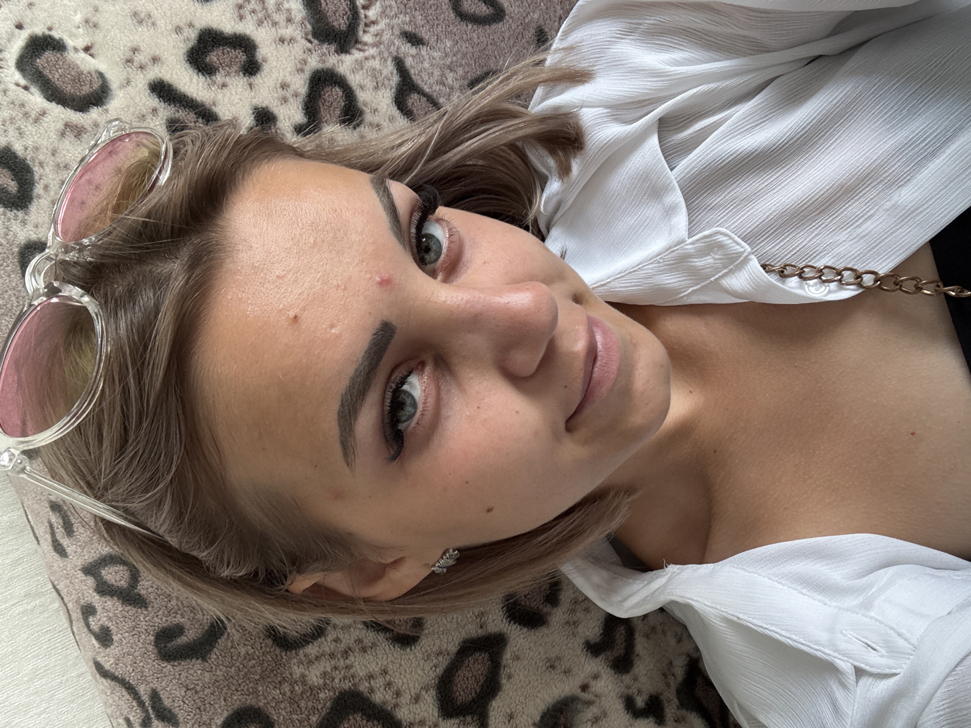 Selfies and room details from an interior in Krasnogorskoye