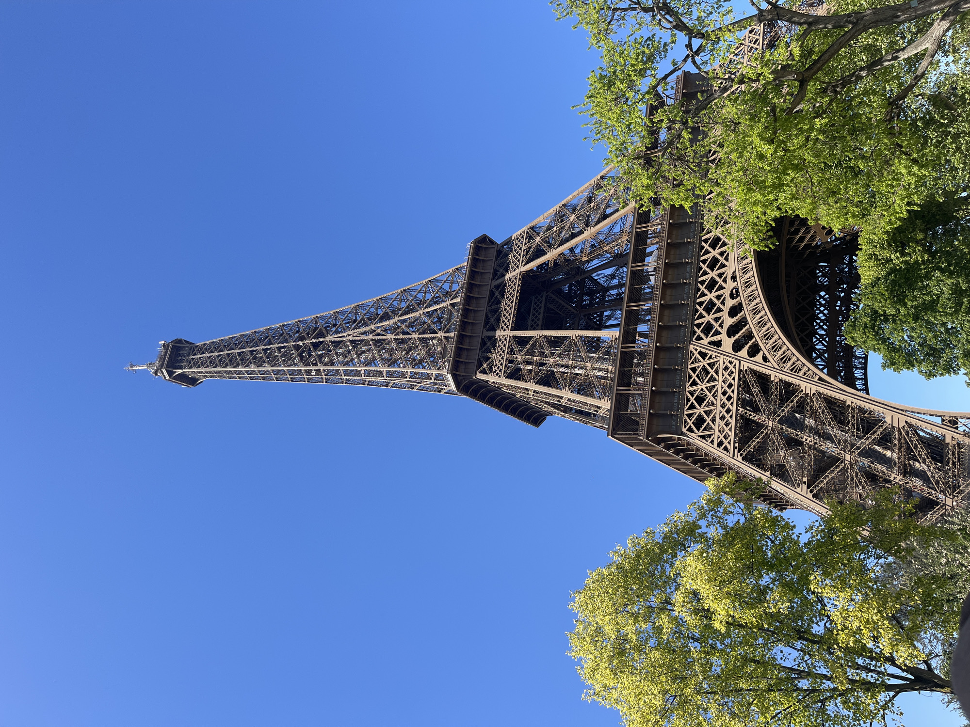 Eiffel Tower photographed under clear skies in Paris