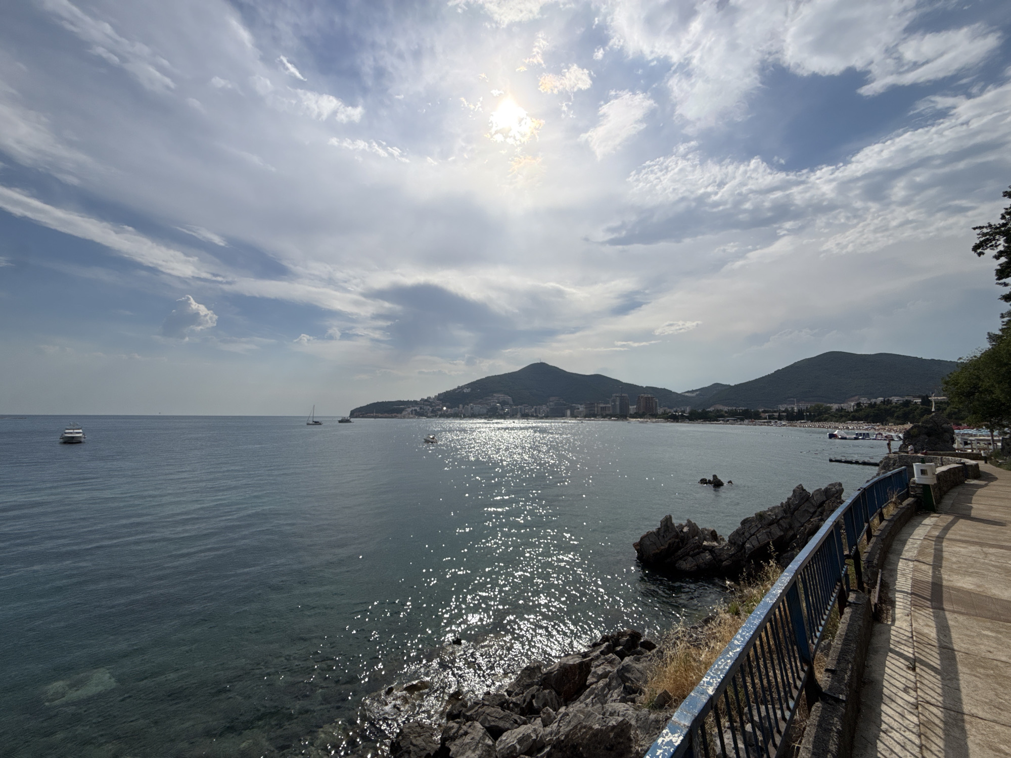 Afternoon on the Budva coast, between the car and the sea