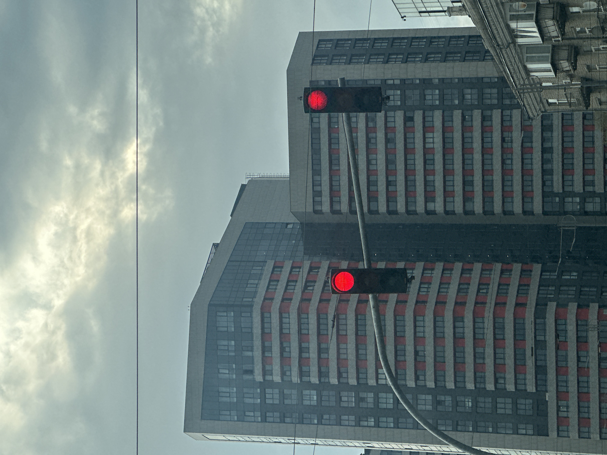 Everyday street scenes documented across Kyiv during afternoon traffic