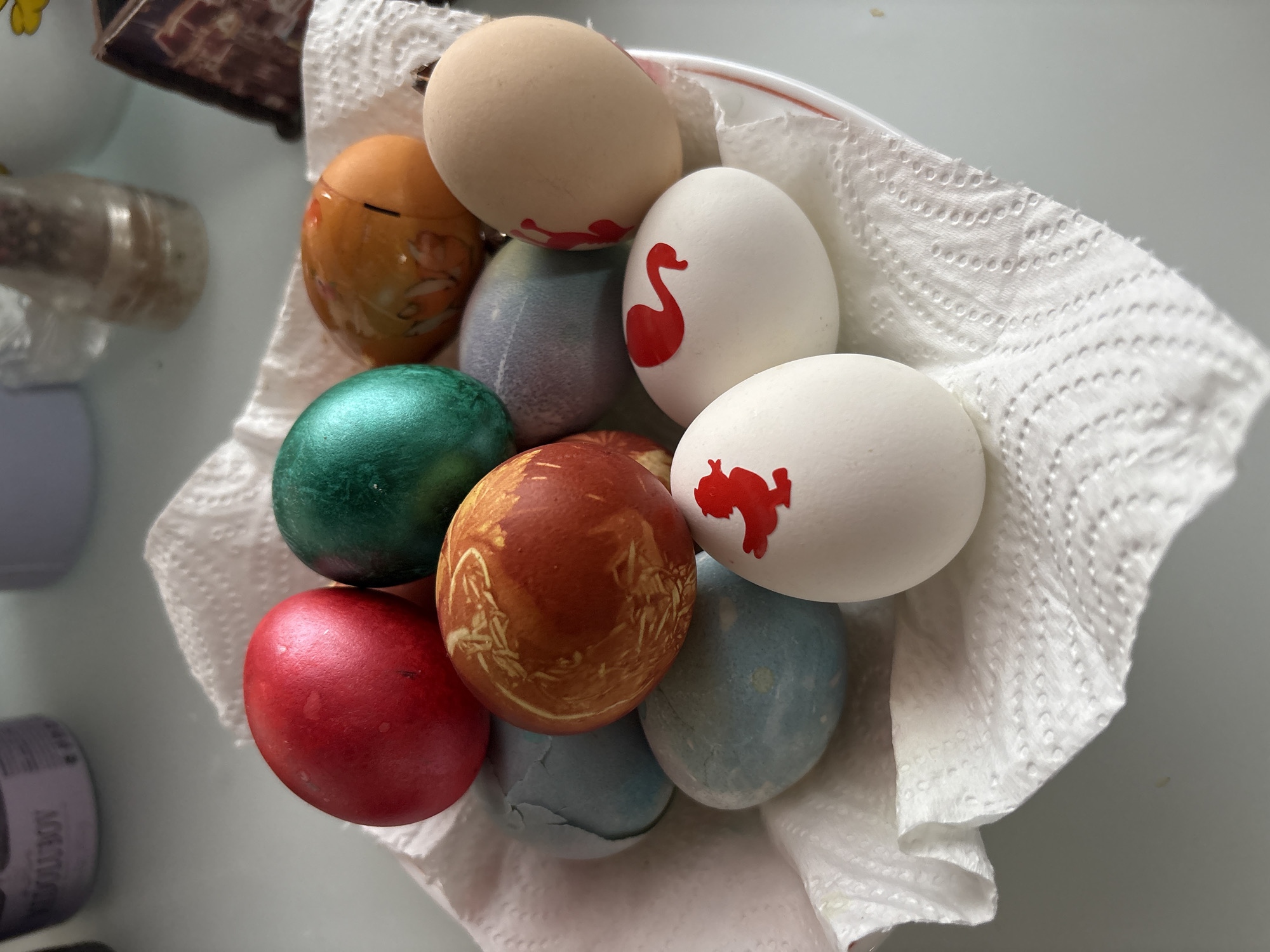 Easter preparations and domestic moments captured in Simferopol
