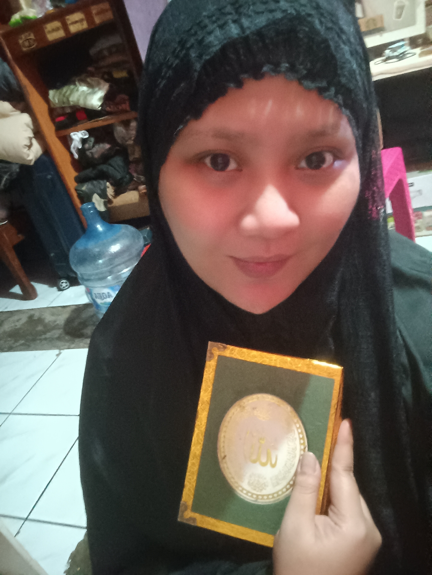 Selfies with a Quran in Depok, with an odd detour