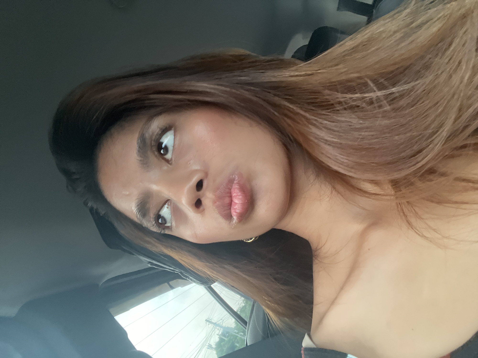 Selfie series inside a parked car in Panabo City