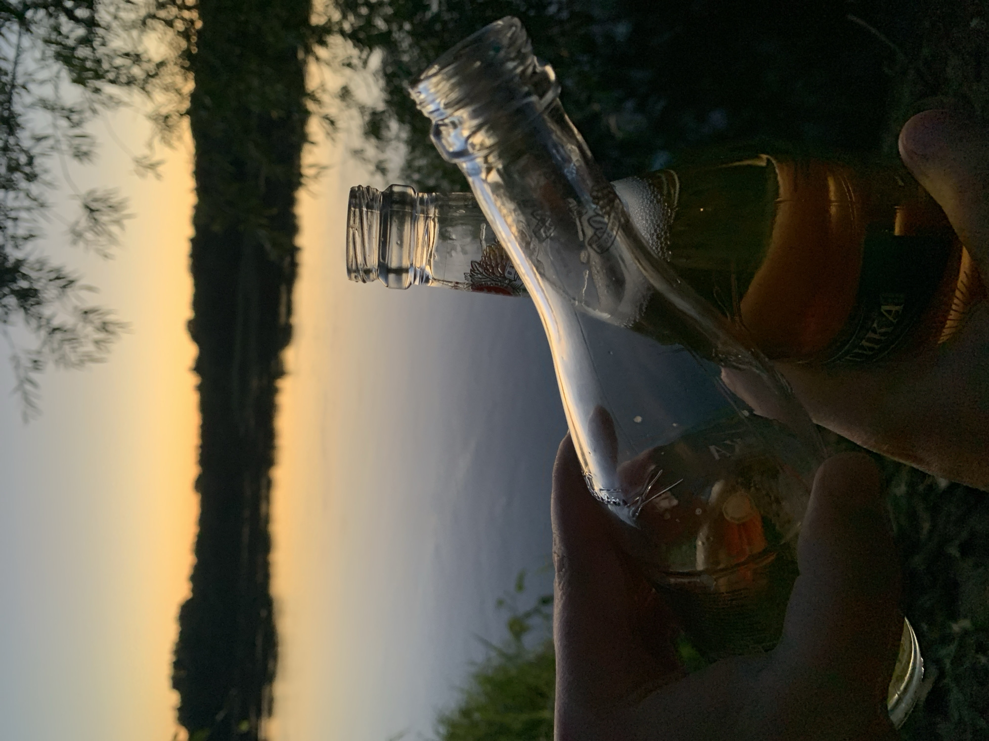 Beers and sunset by the Vyatka River in Kirov