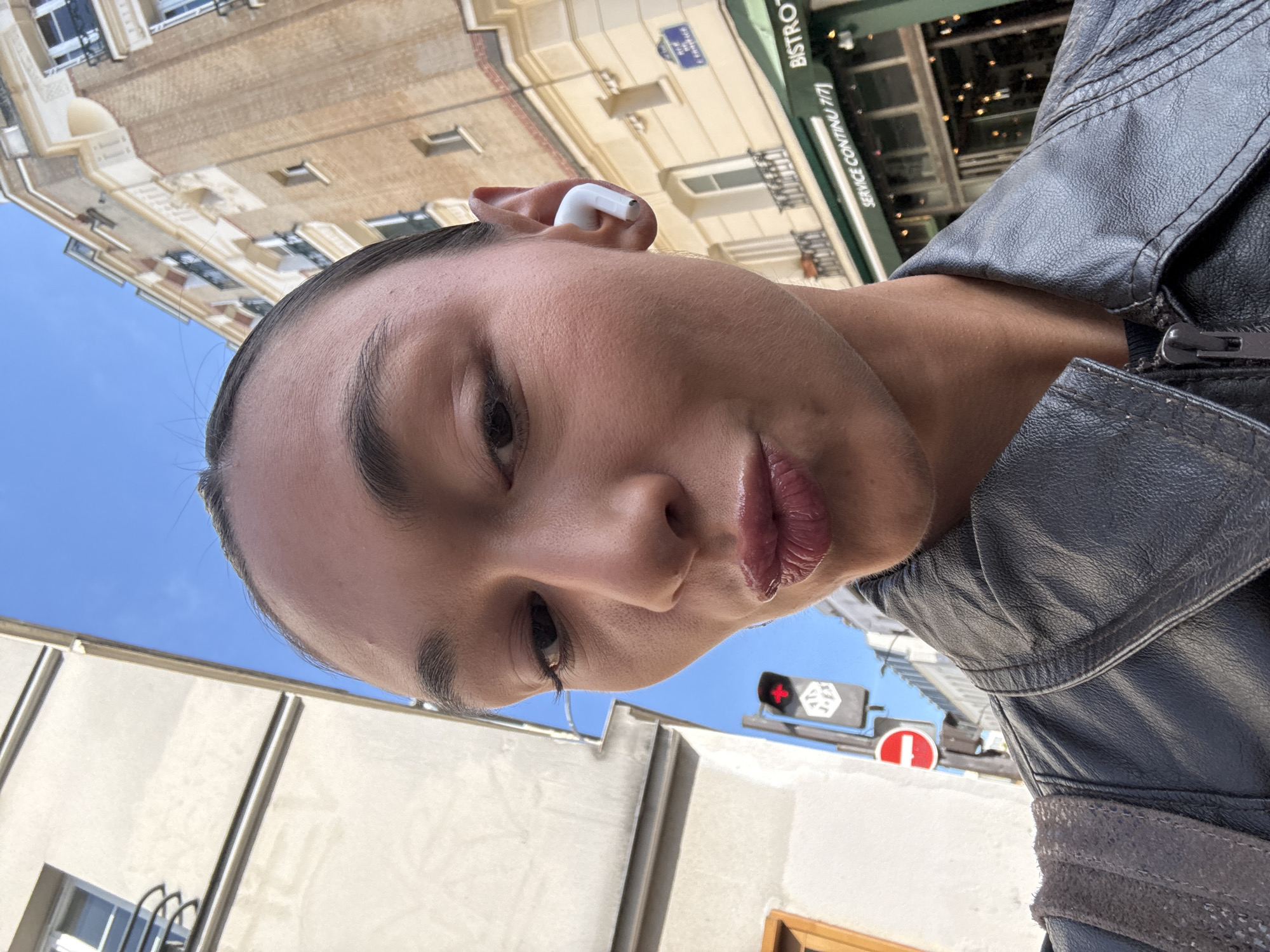 Morning moments captured across Paris street within seconds