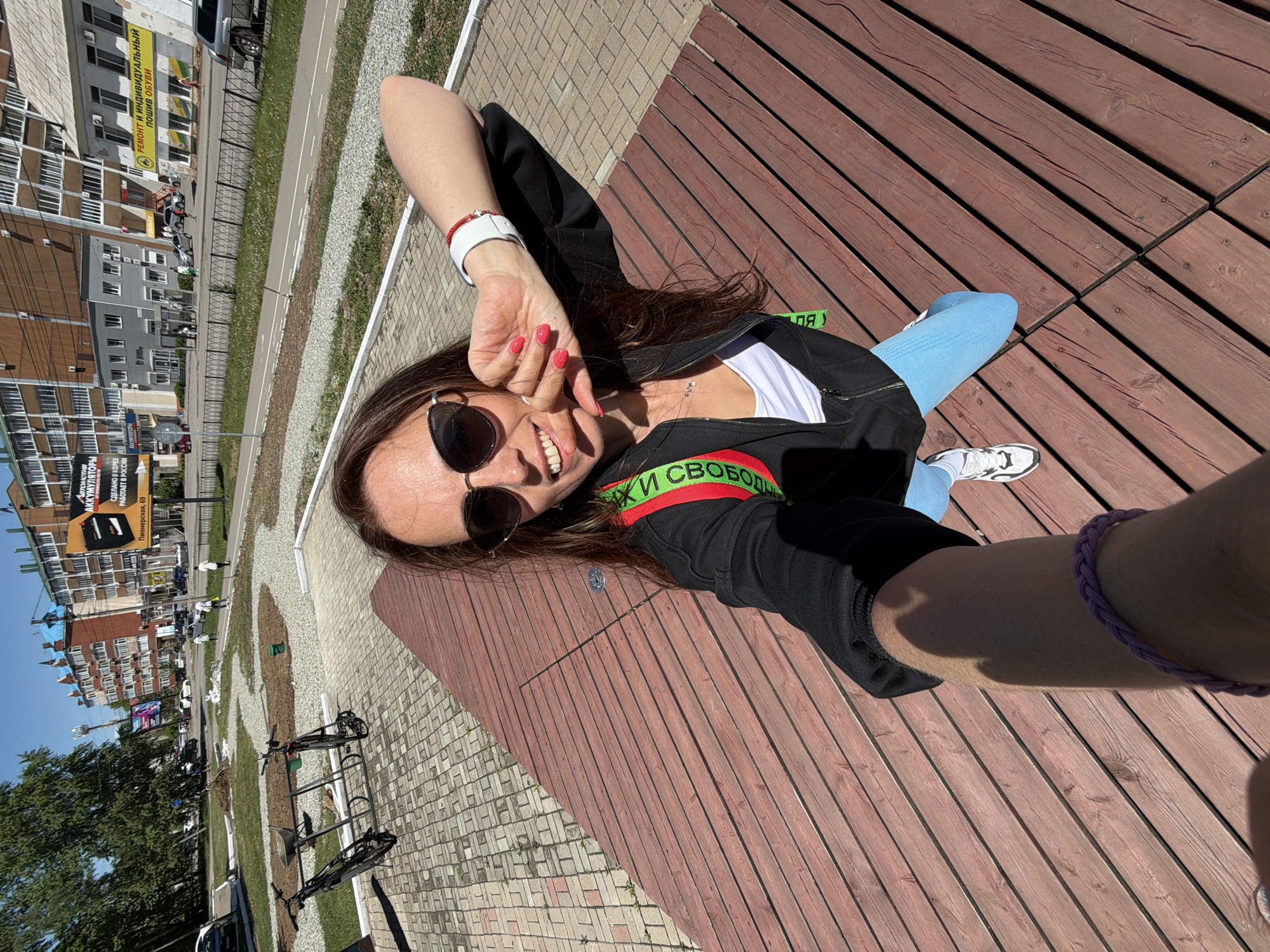 Woman documents morning activities through selfies in Birobidzhan, Russia