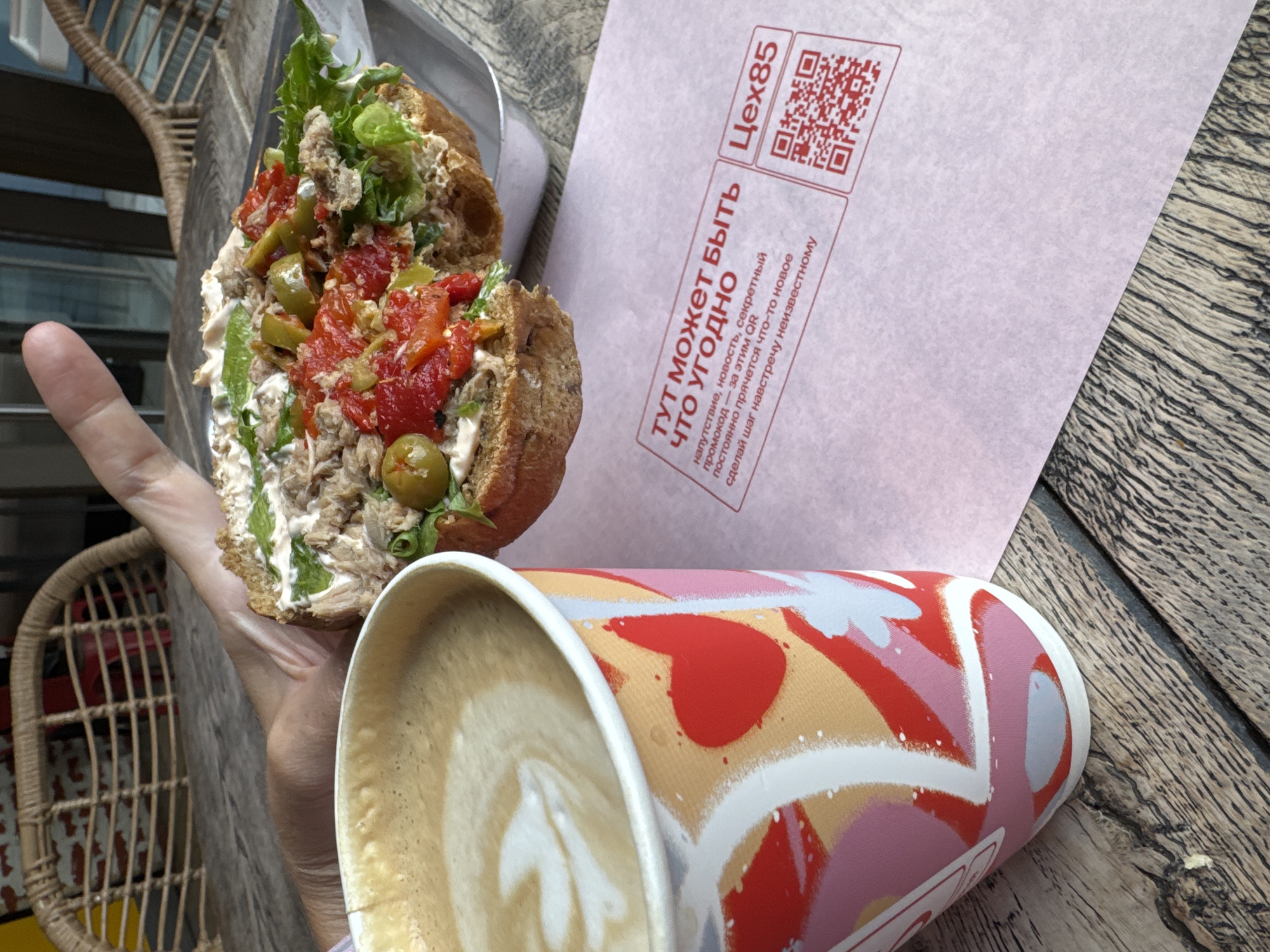 Lunch outing documented at Saint Petersburg cafe with food, landmarks